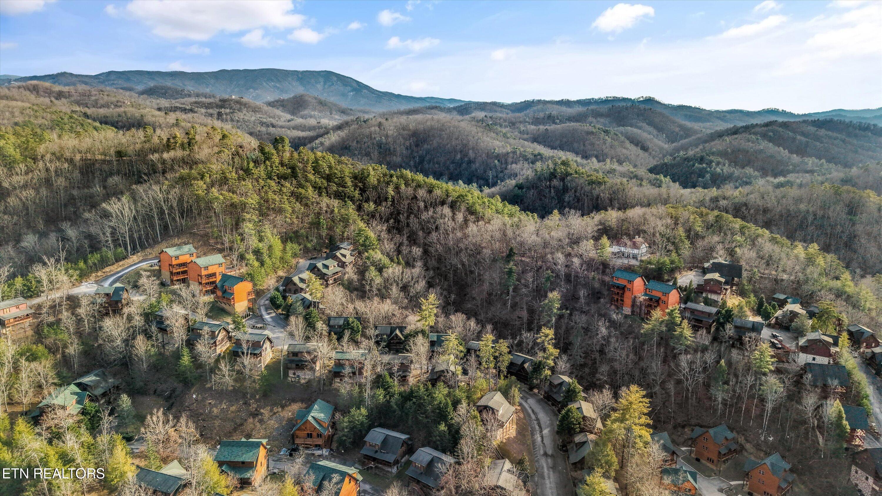2012 Bear Creek Way Sevierville TN 37862