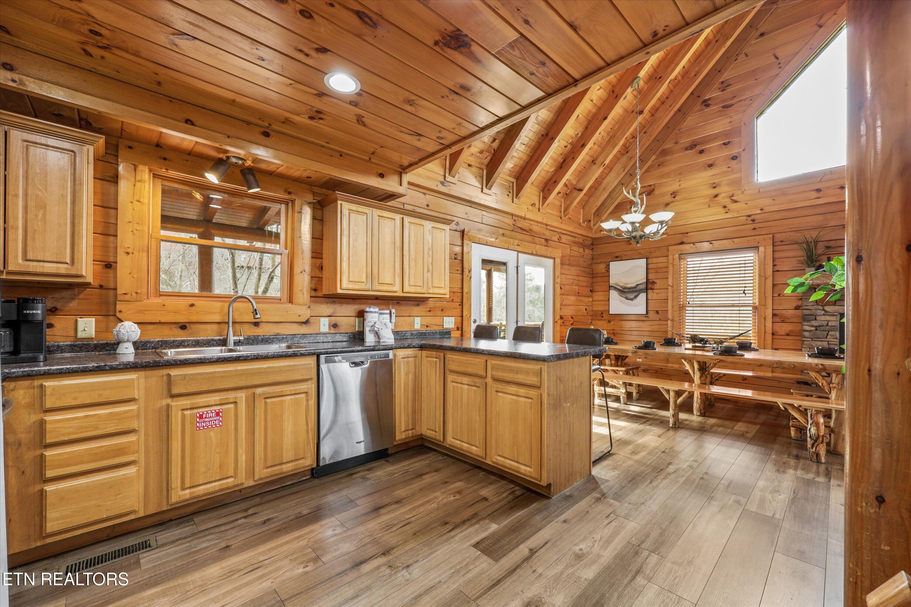 2012 Bear Creek Way Sevierville TN 37862