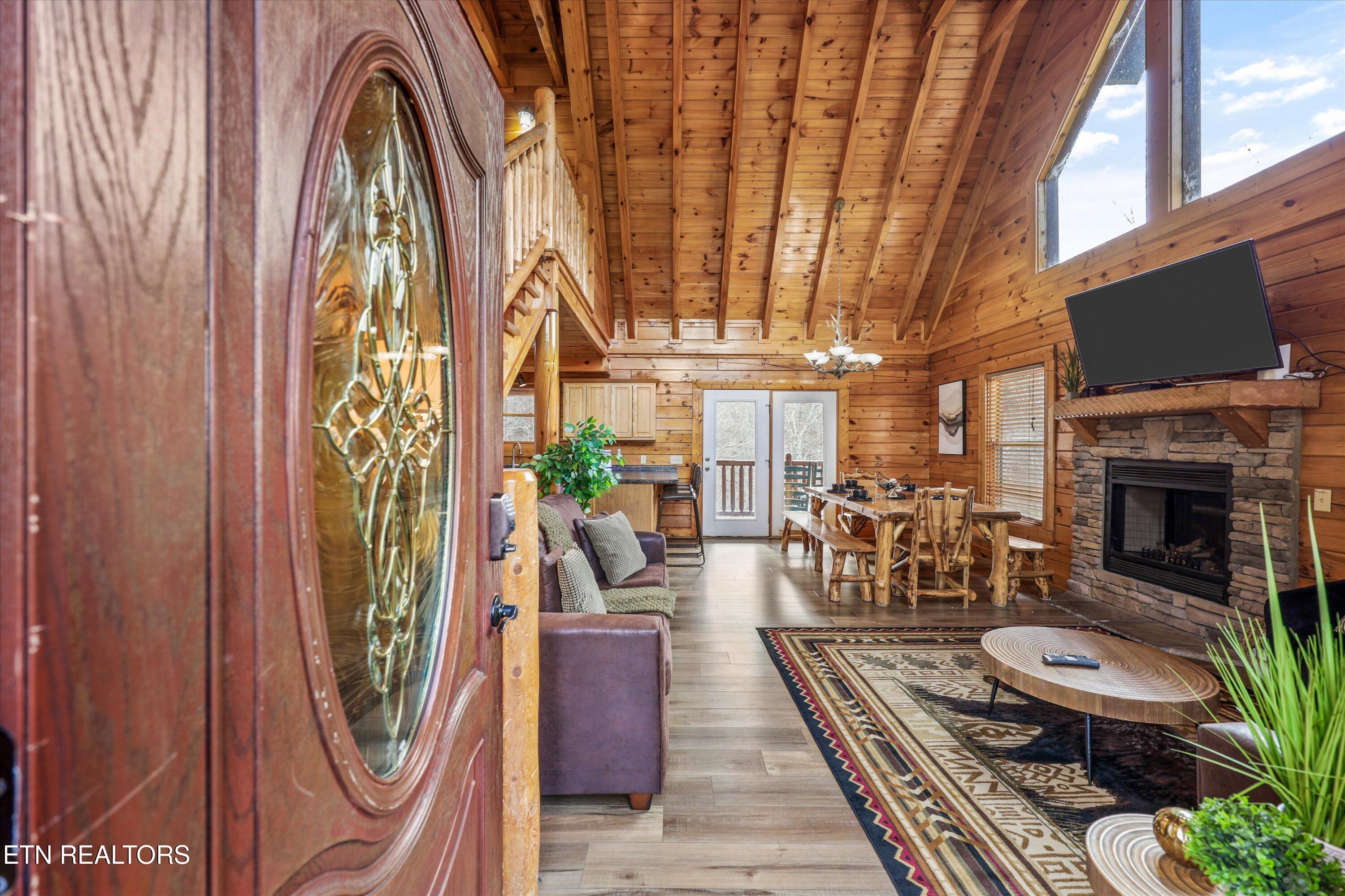 2012 Bear Creek Way Sevierville TN 37862