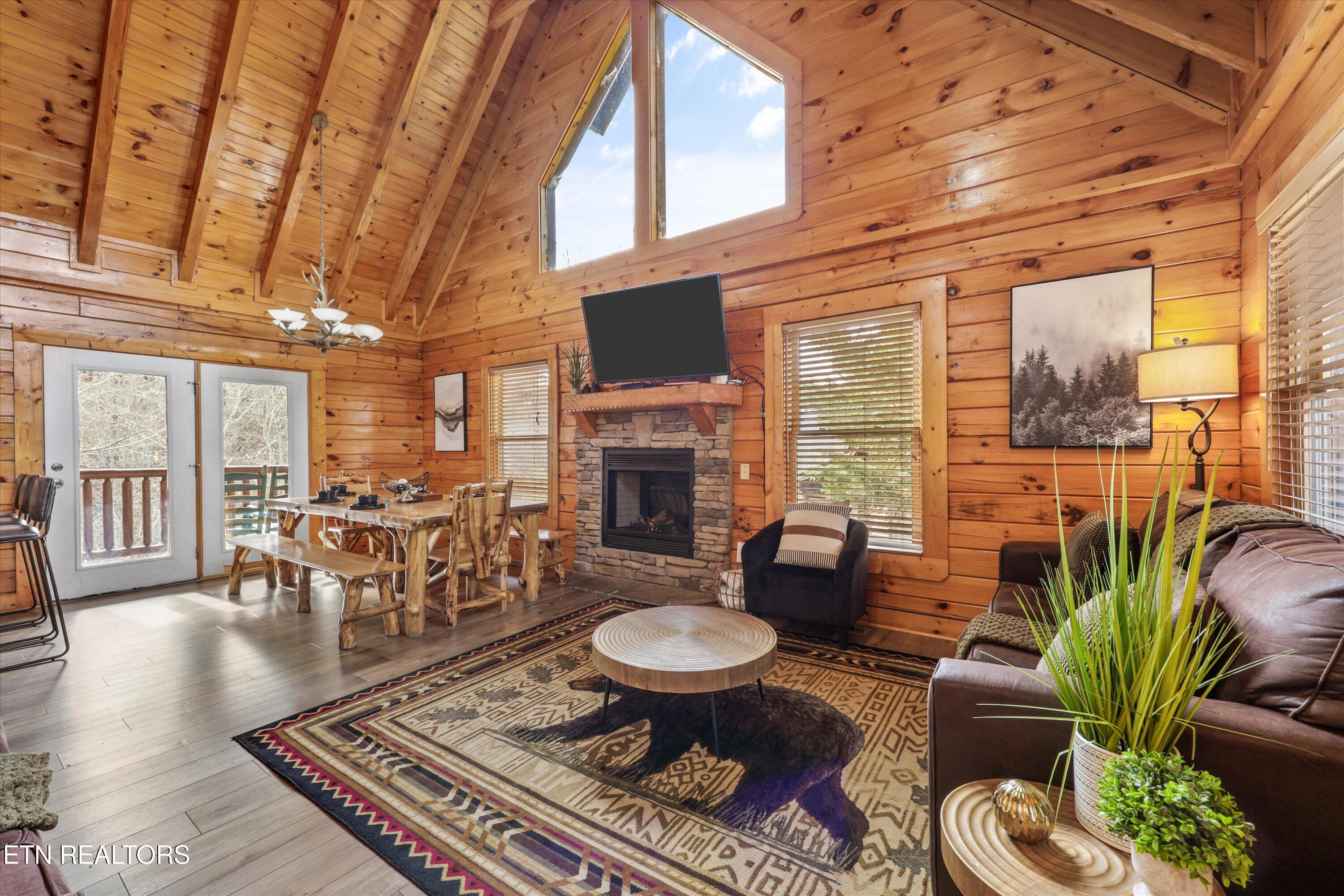 2012 Bear Creek Way Sevierville TN 37862