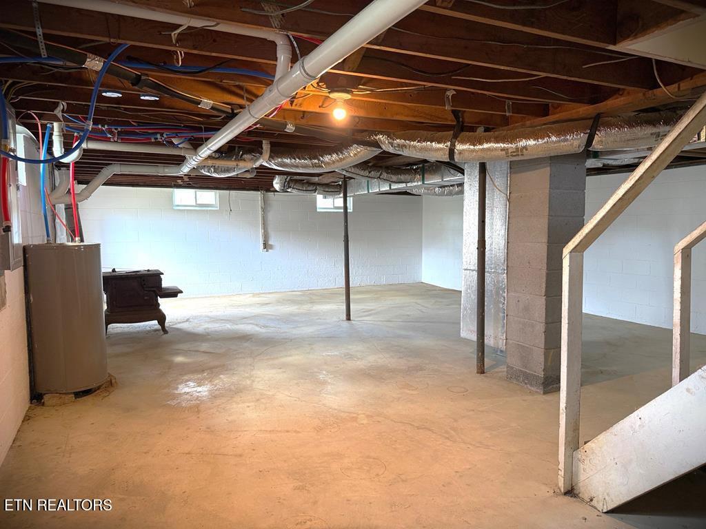 118 Collins Road Allons TN 38541