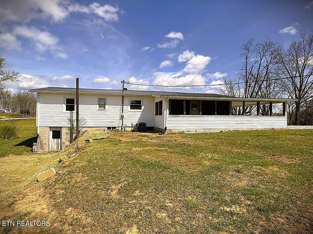 118 Collins Road Allons TN 38541