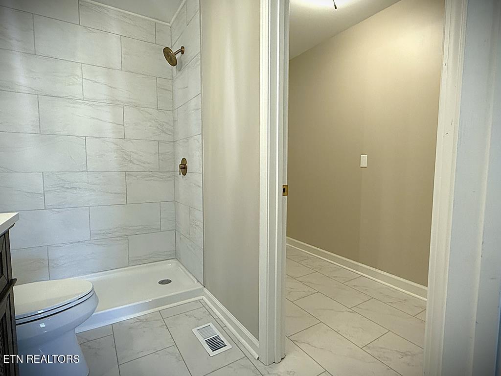 118 Collins Road Allons TN 38541