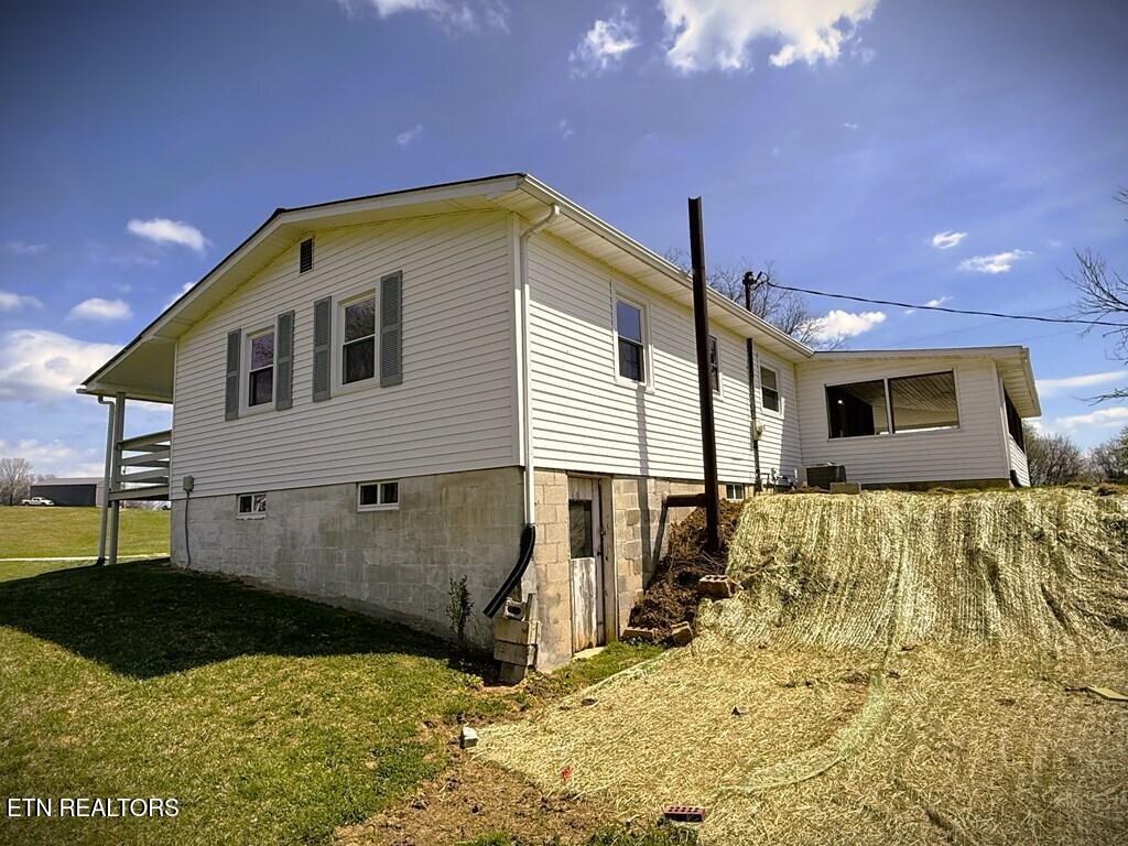 118 Collins Road Allons TN 38541
