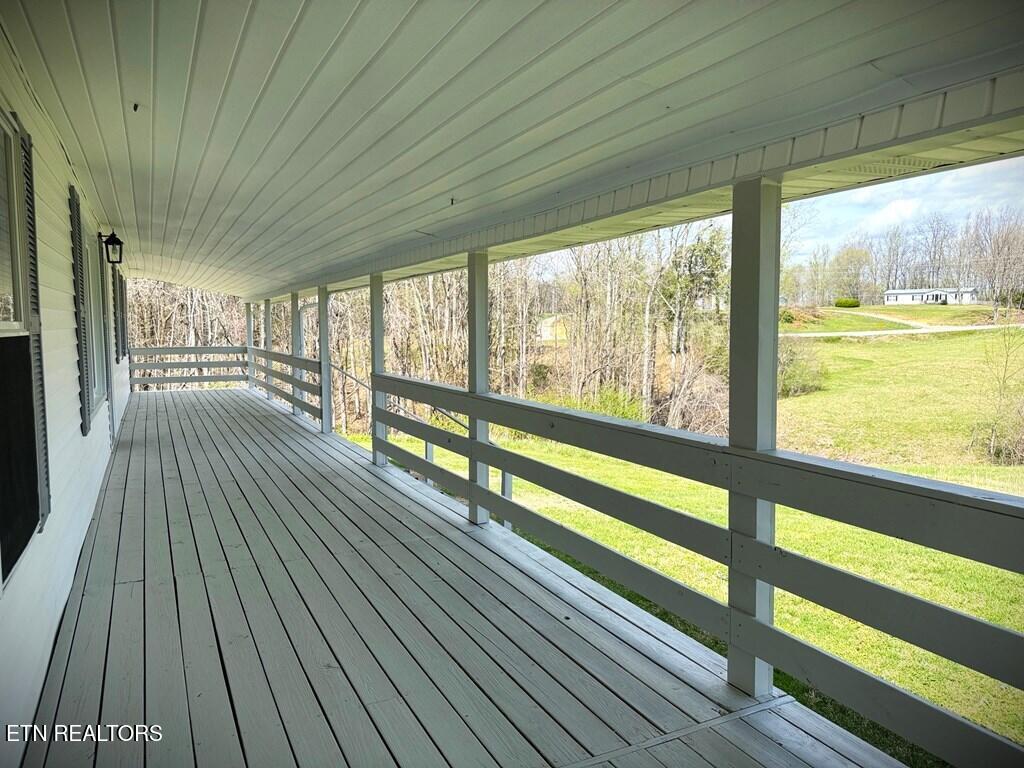 118 Collins Road Allons TN 38541