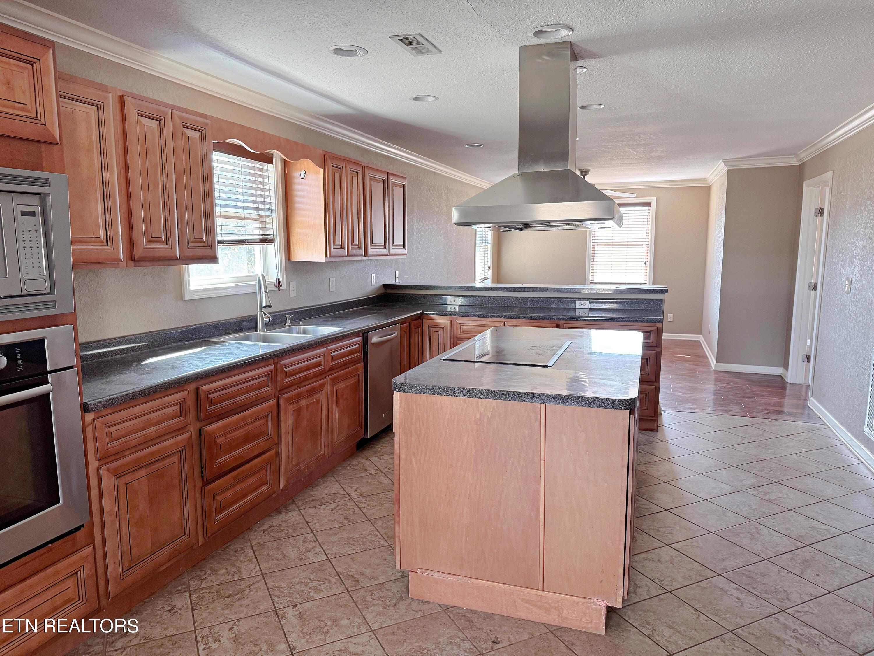 6005 Davis Ferry Road Loudon TN 37774