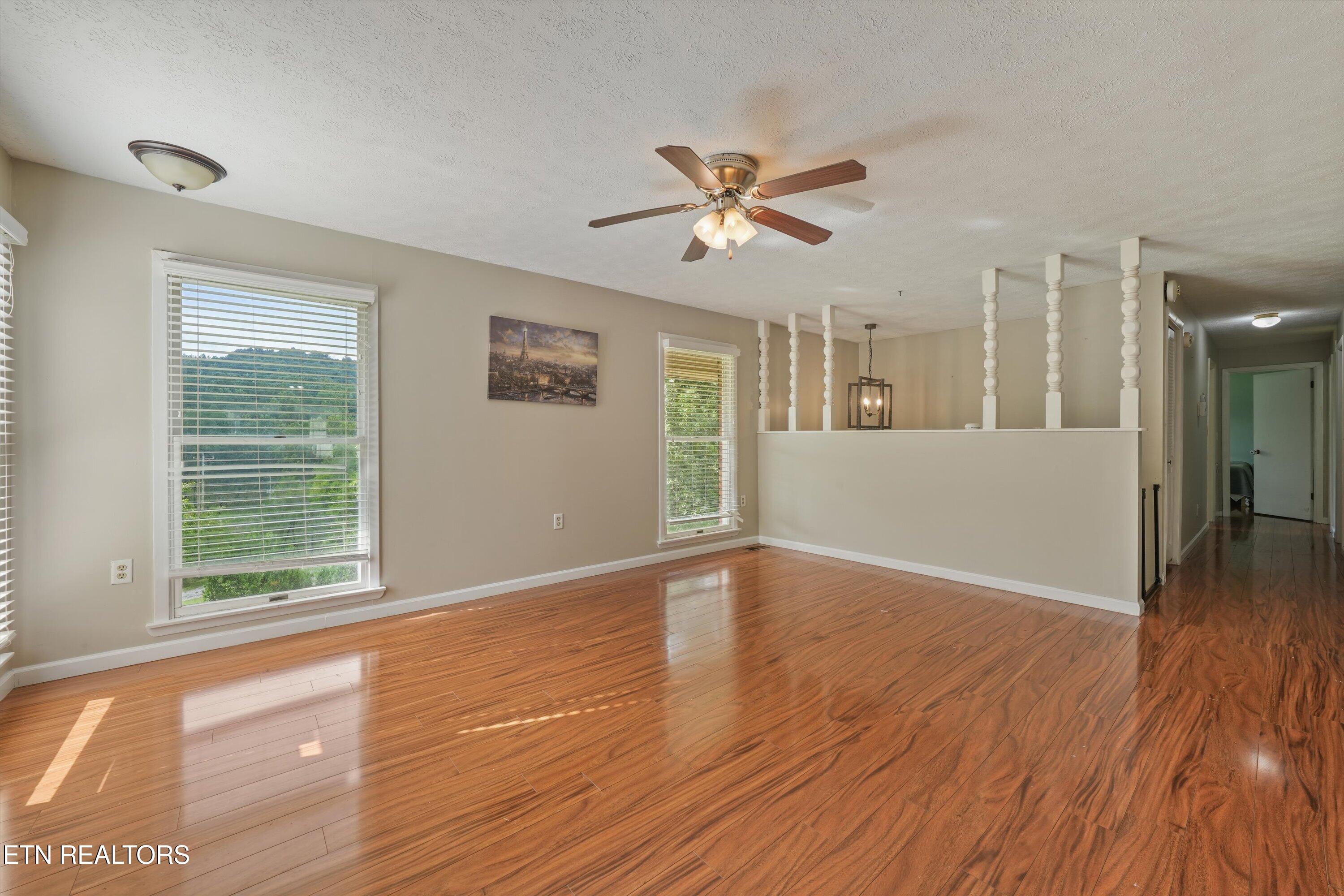 1696 Clouds Road New Tazewell TN 37825