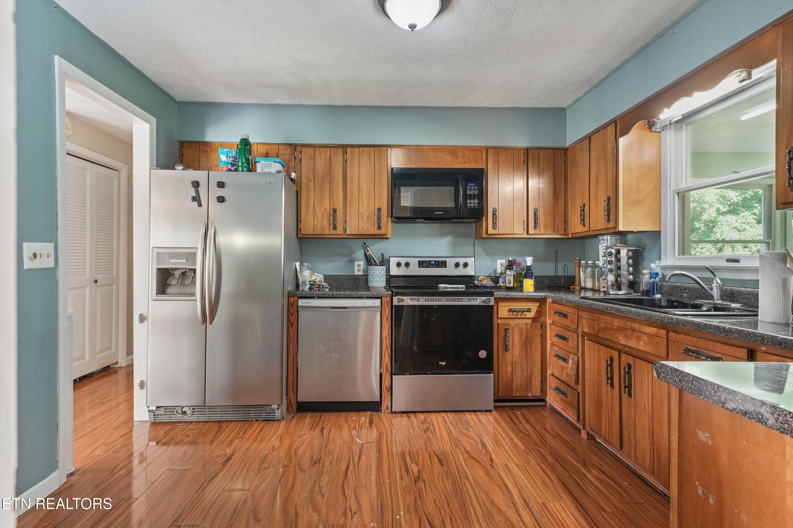 1696 Clouds Road New Tazewell TN 37825