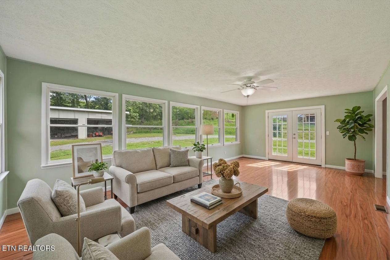 1696 Clouds Road New Tazewell TN 37825