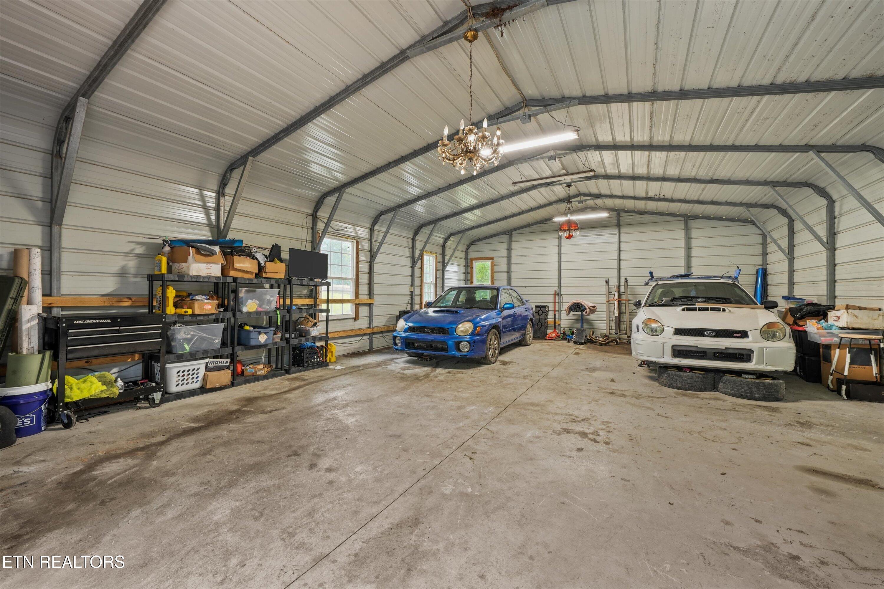 1696 Clouds Road New Tazewell TN 37825