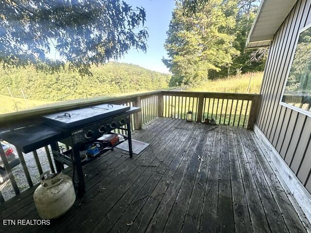 303 Robertson Lane Speedwell TN 37870