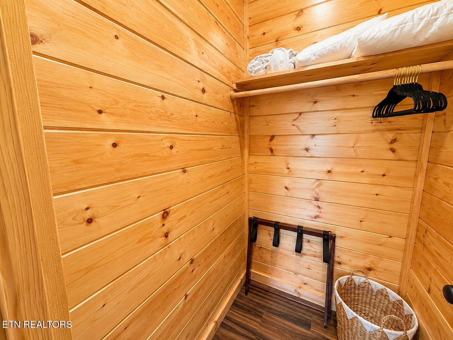 862 Crest View Drive Gatlinburg TN 37738