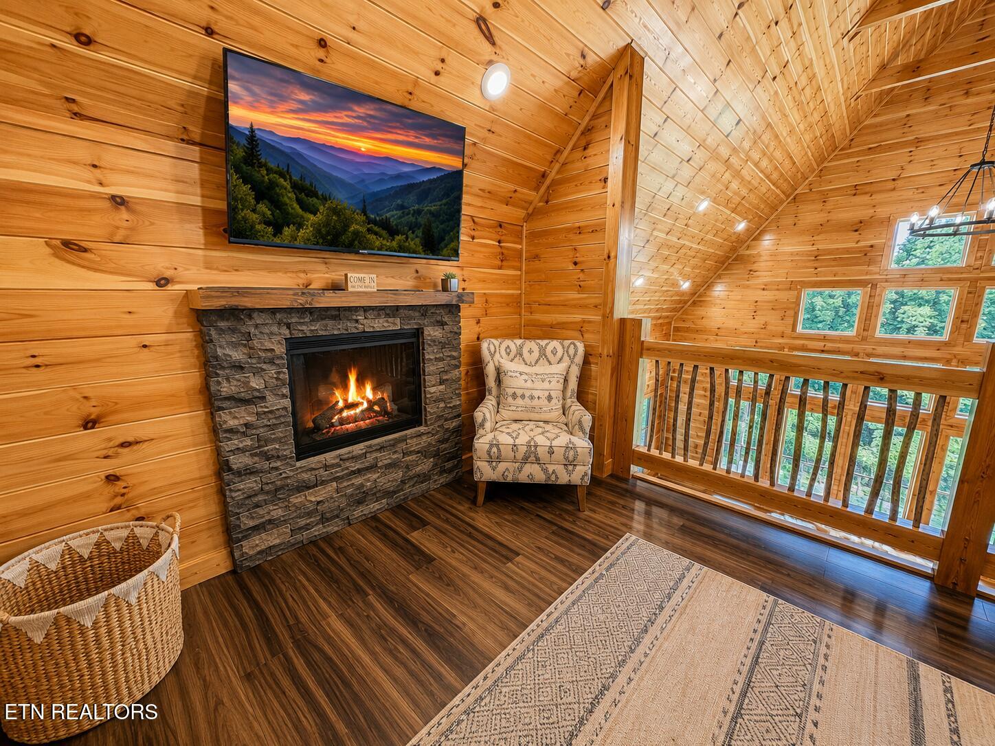 862 Crest View Drive Gatlinburg TN 37738