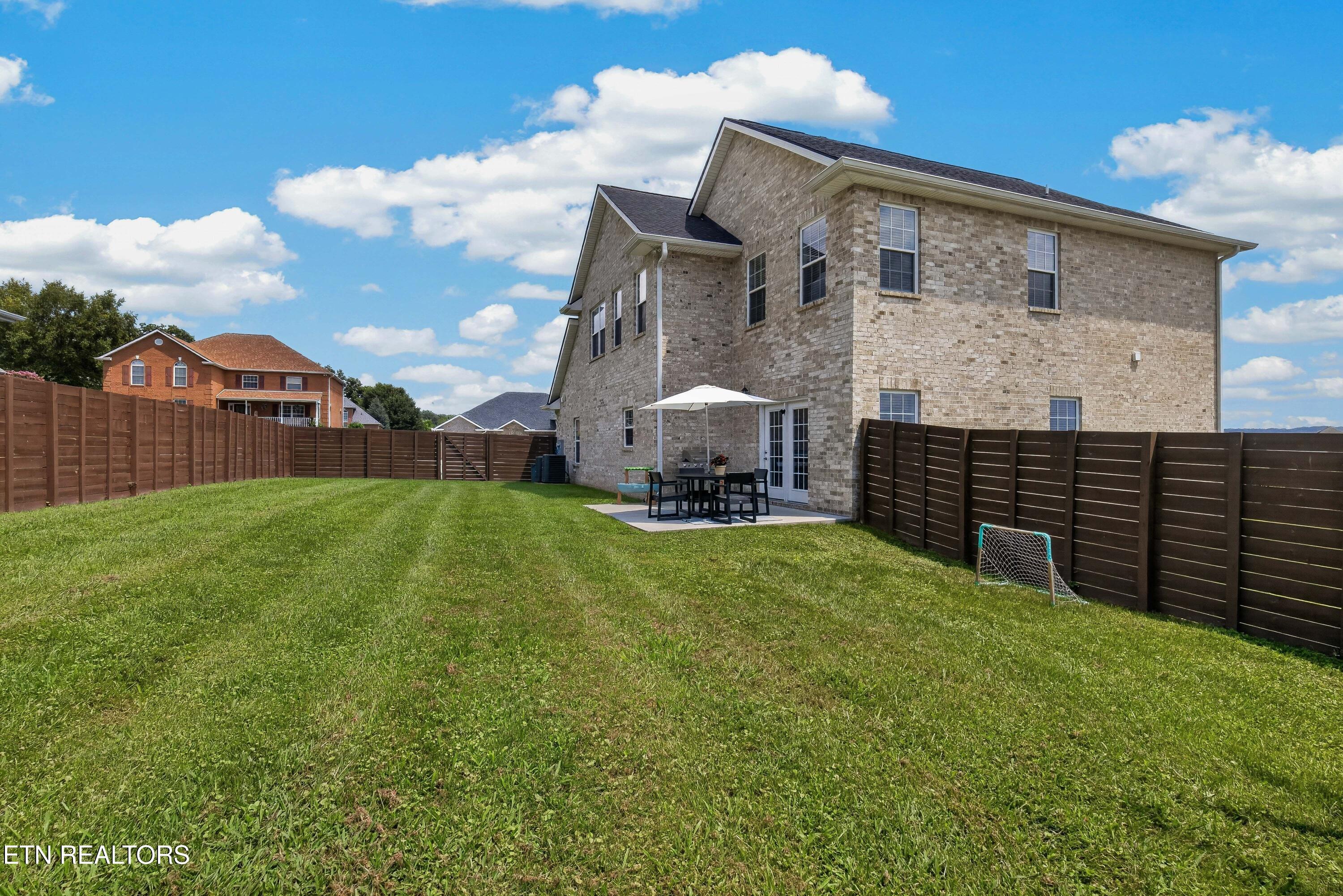 8182 Leclay Drive Knoxville TN 37938