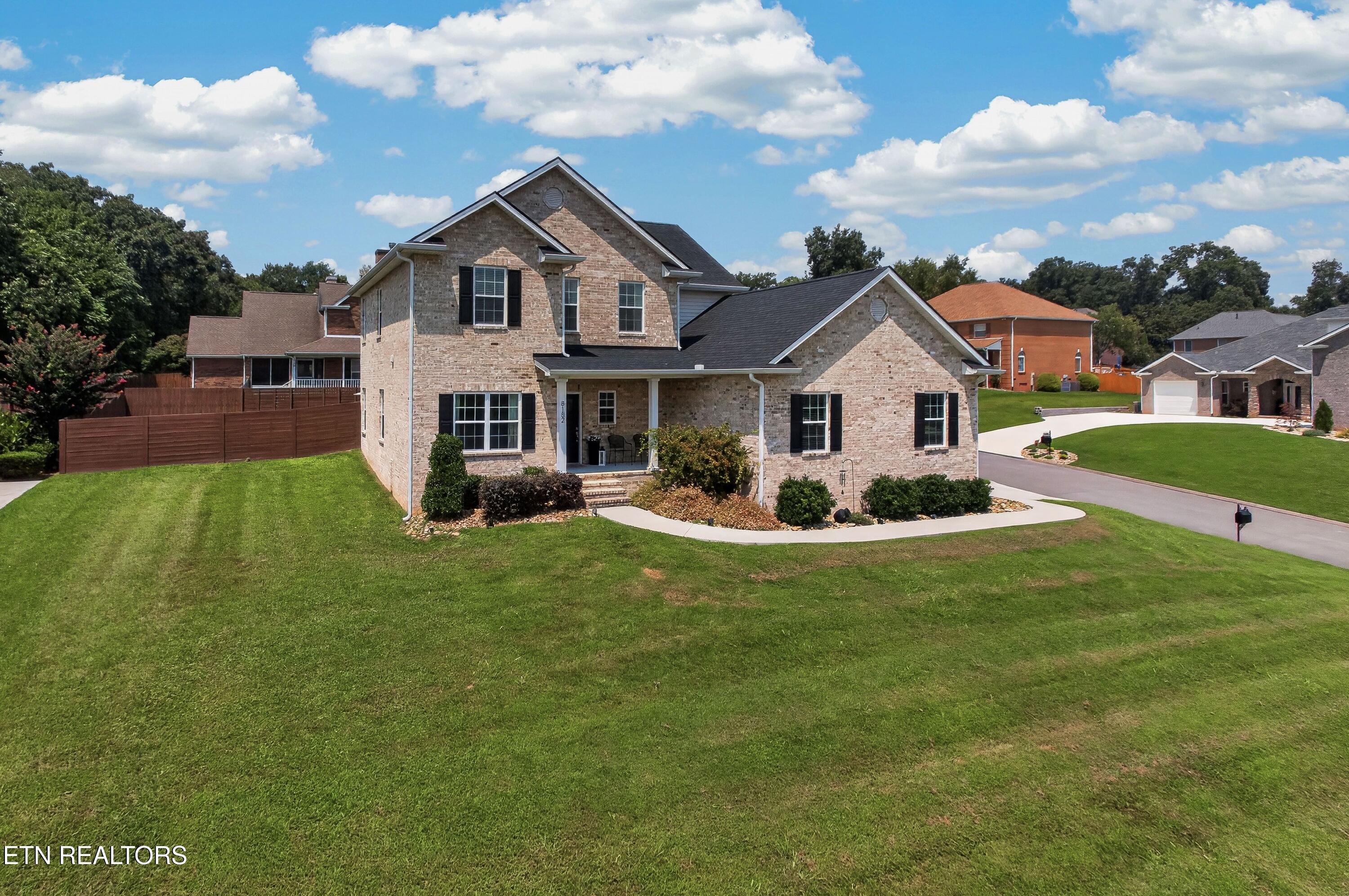 8182 Leclay Drive Knoxville TN 37938