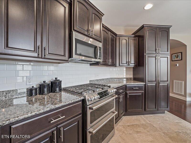 923 Pryse Farm Boulevard Knoxville TN 37934