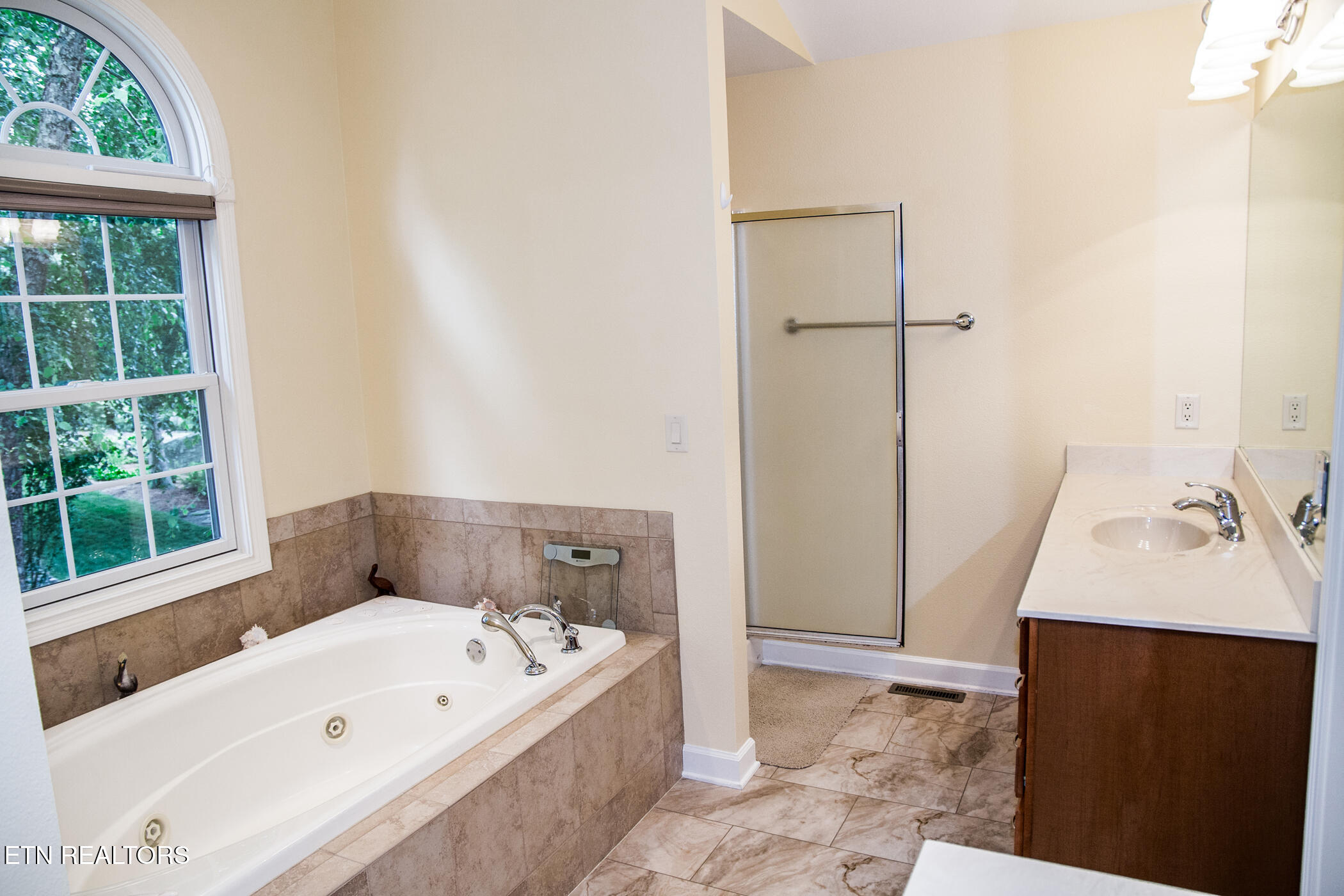 169 Forest View Drive Crossville TN 38558