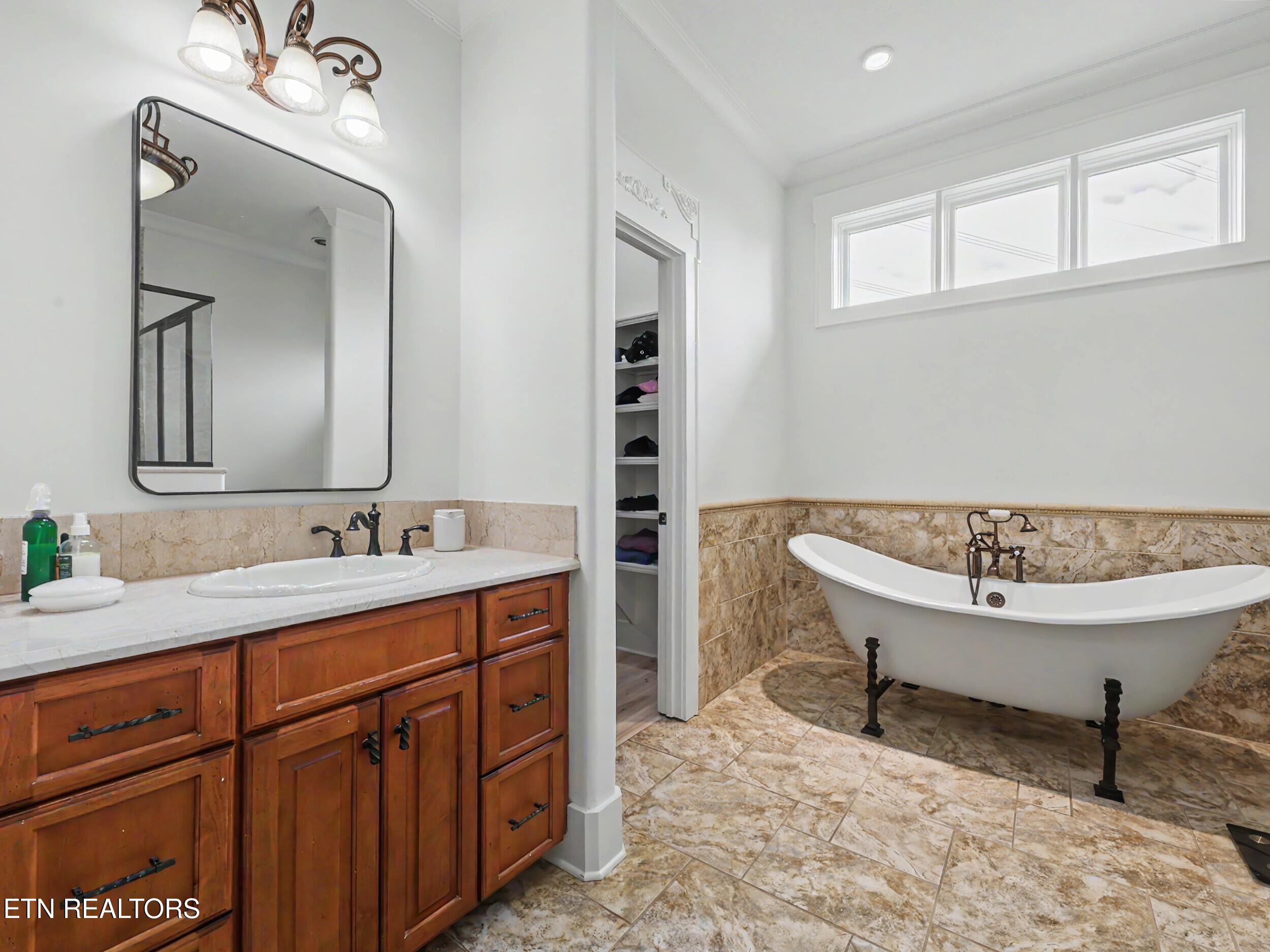 3320 High Pointe Way Louisville TN 37777