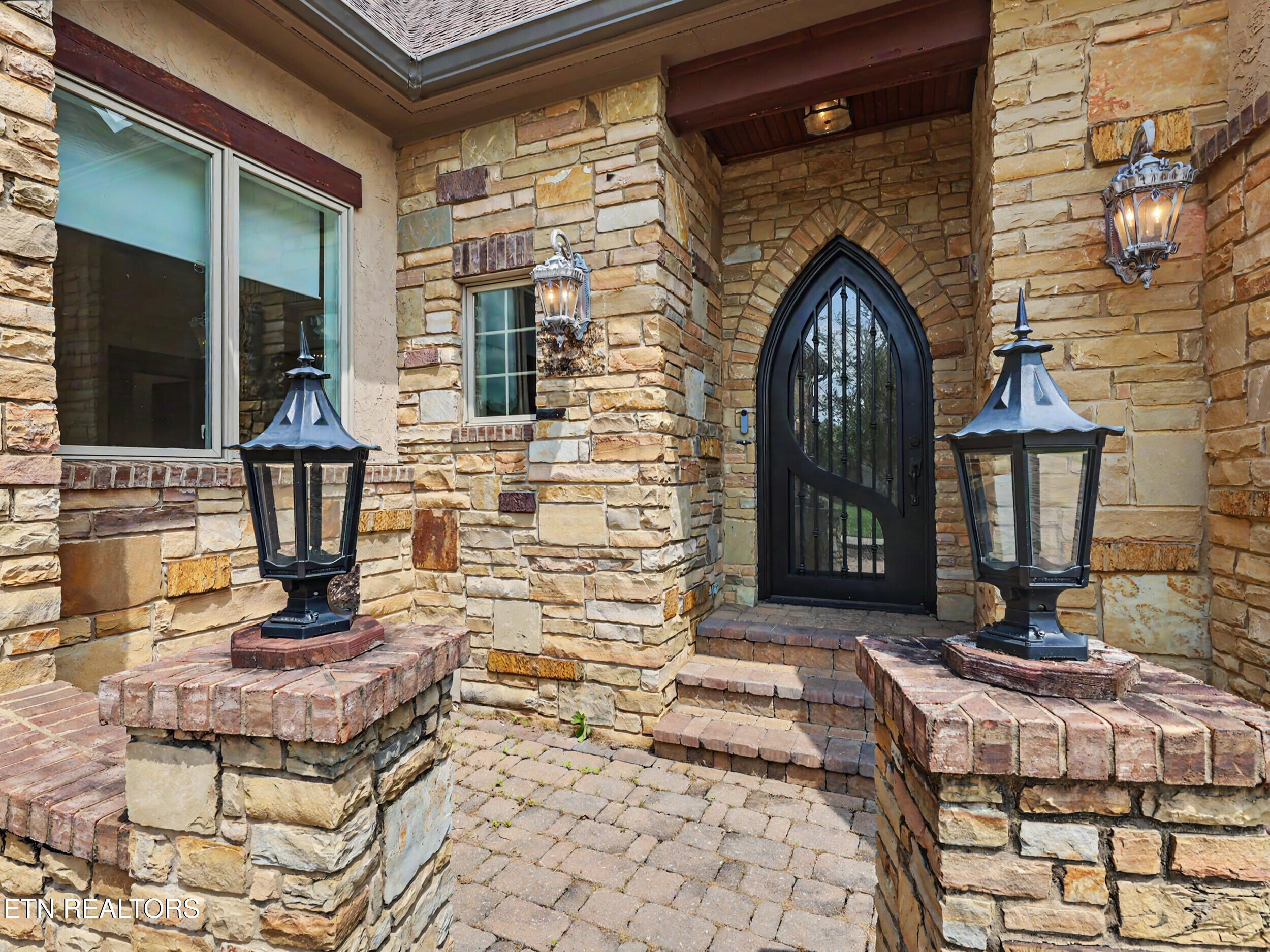 3320 High Pointe Way Louisville TN 37777