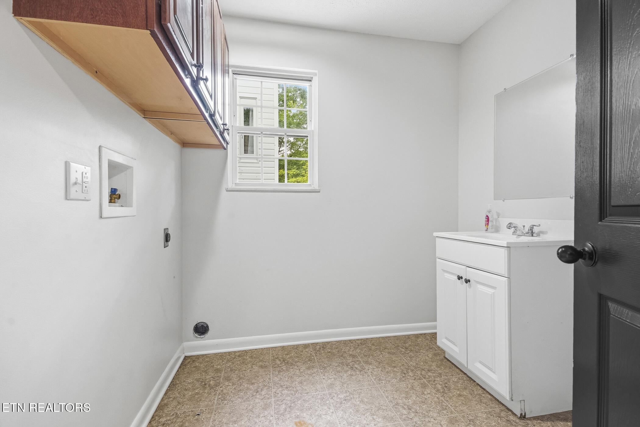 809 Widgeon Lane Knoxville TN 37934