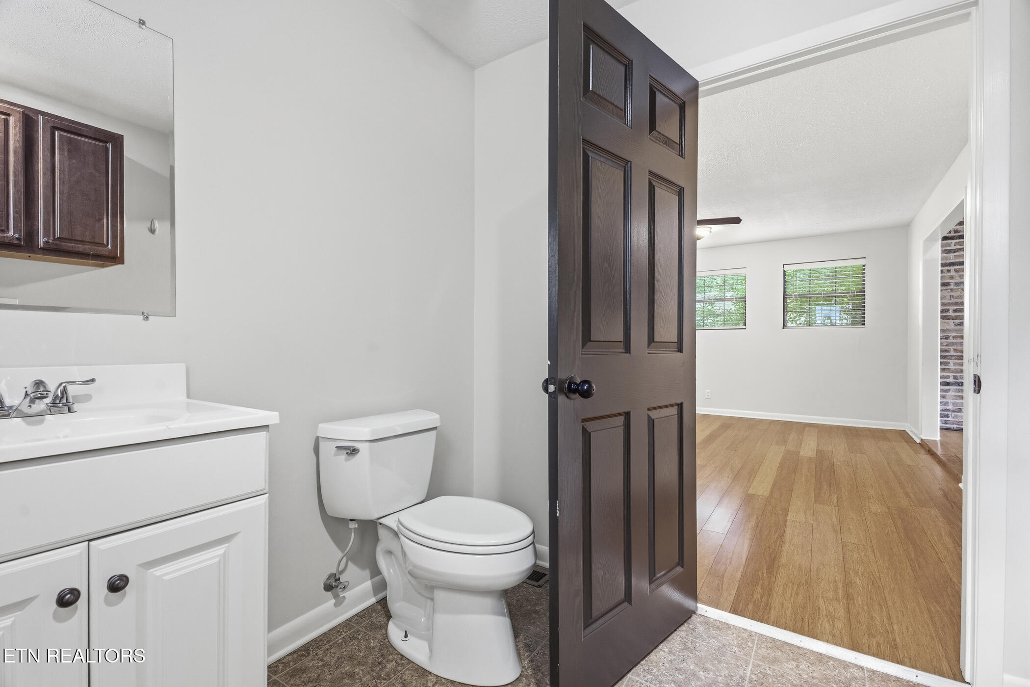 809 Widgeon Lane Knoxville TN 37934