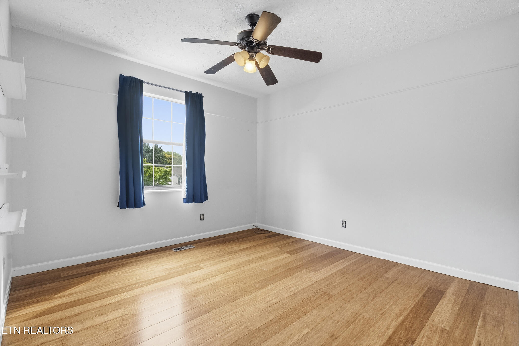 809 Widgeon Lane Knoxville TN 37934