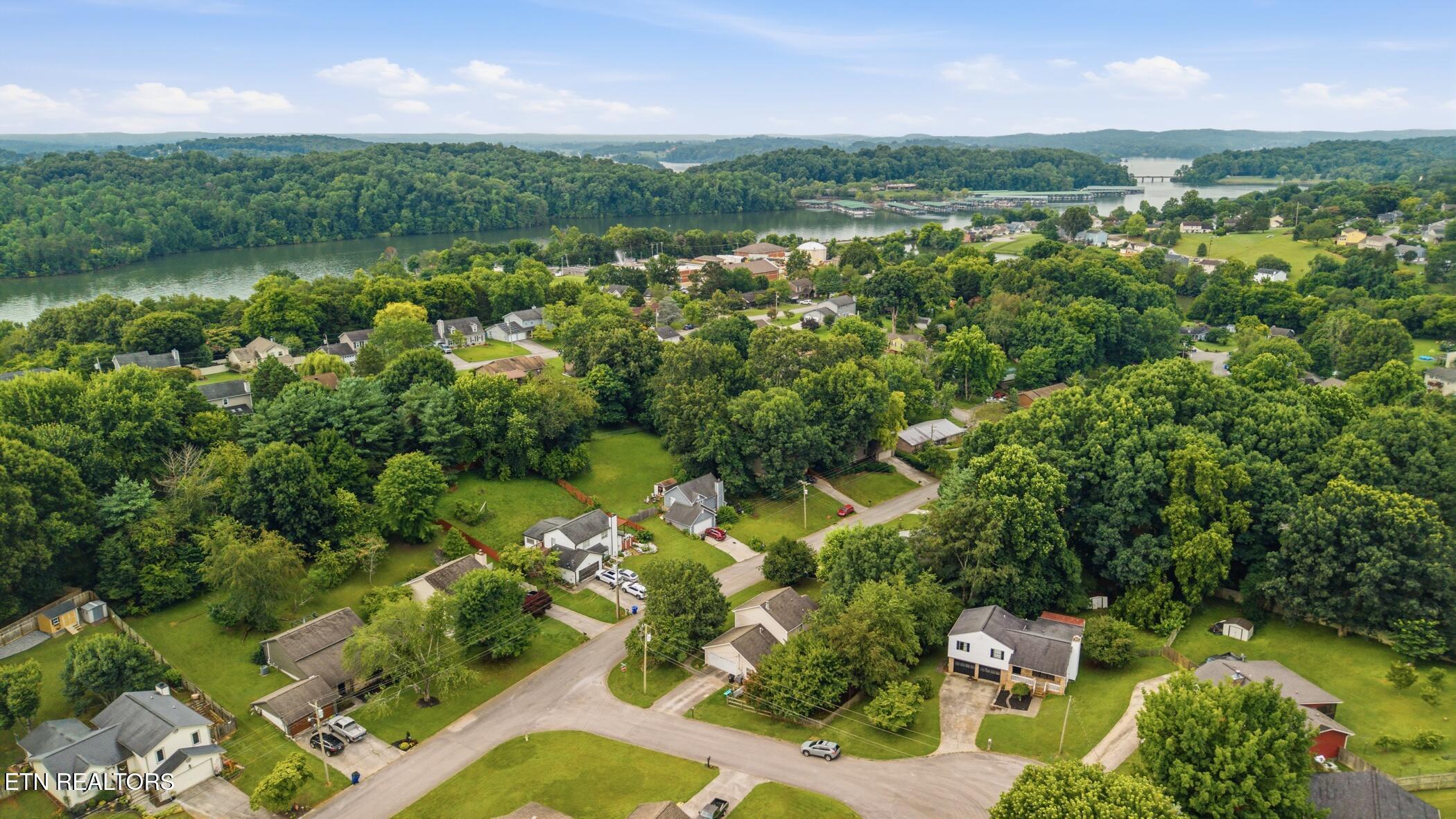 809 Widgeon Lane Knoxville TN 37934