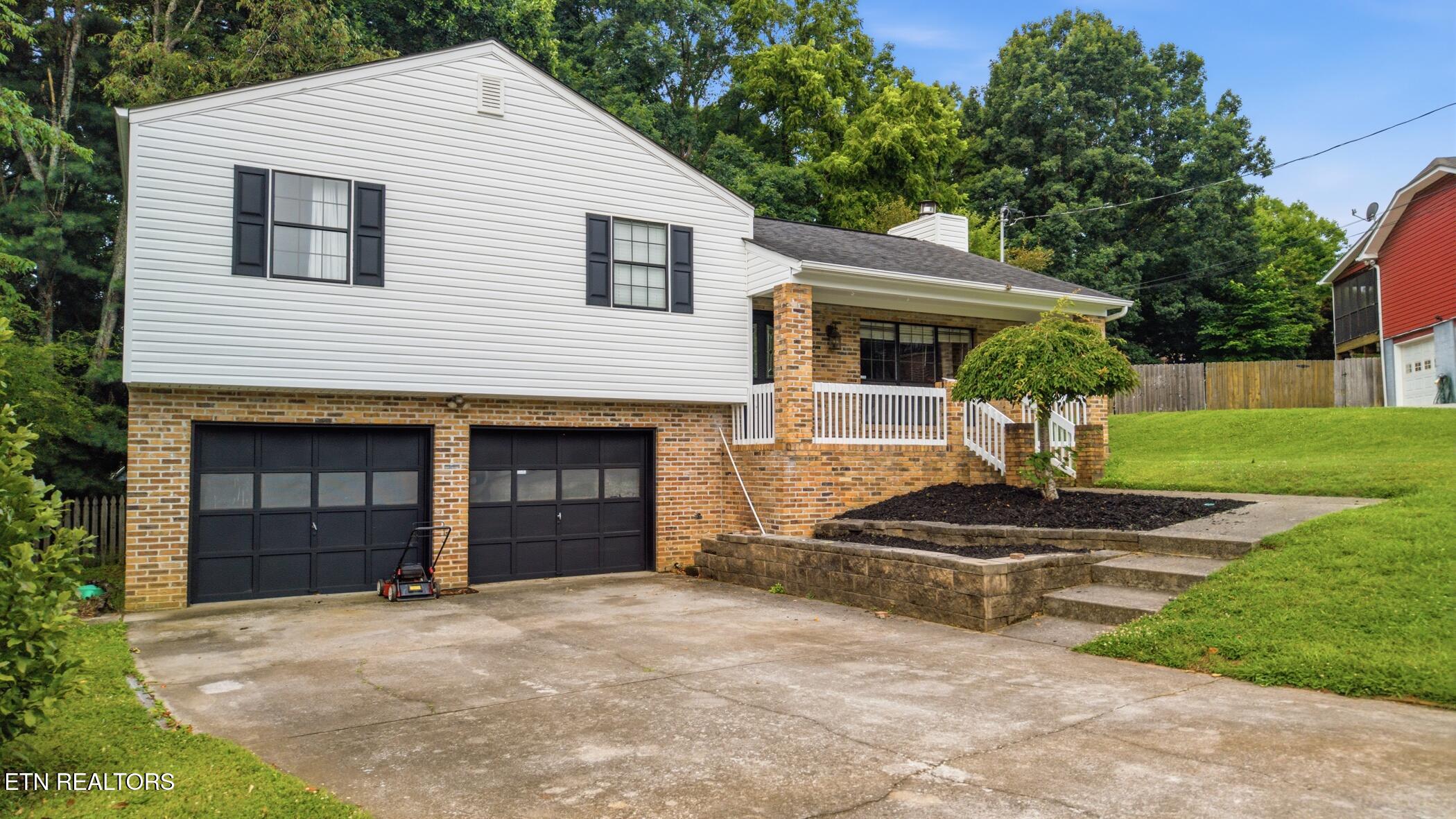 809 Widgeon Lane Knoxville TN 37934