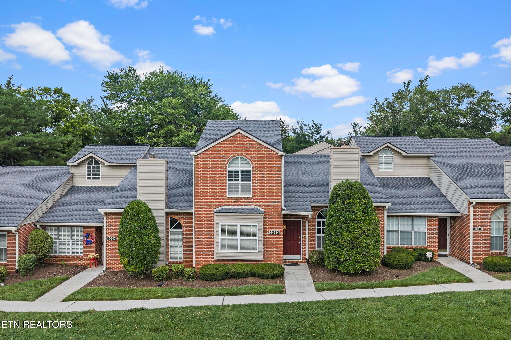 5032 Griffins Gate Lane Knoxville TN 37912