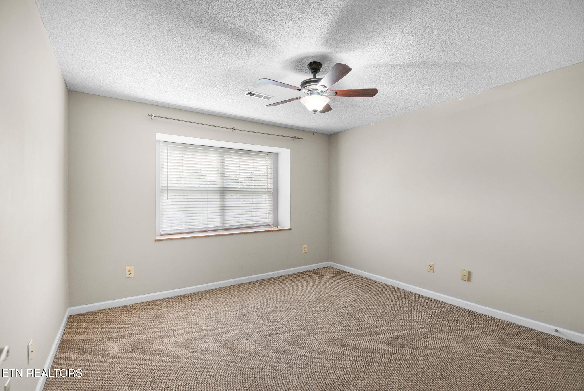 5032 Griffins Gate Lane Knoxville TN 37912
