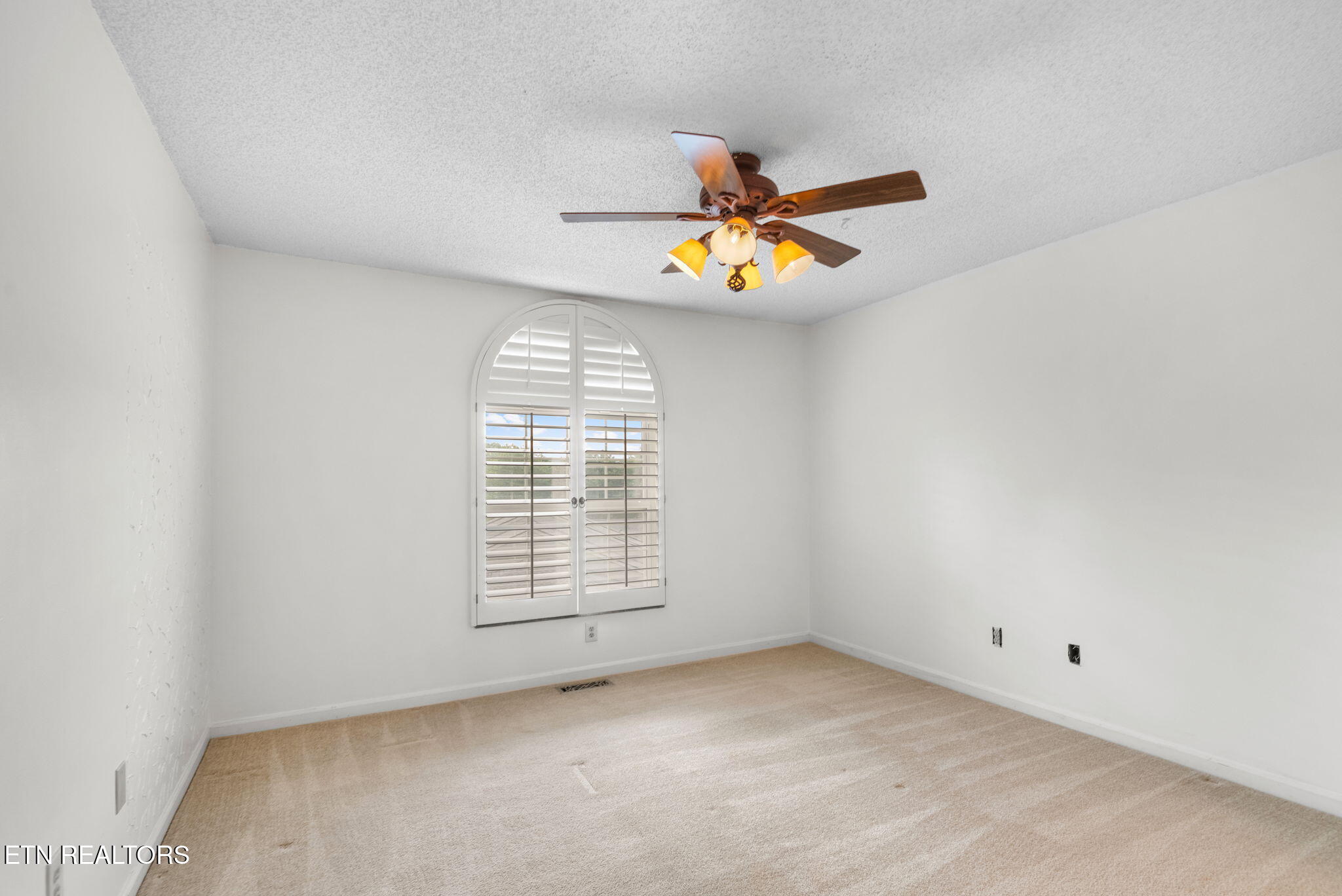 5032 Griffins Gate Lane Knoxville TN 37912