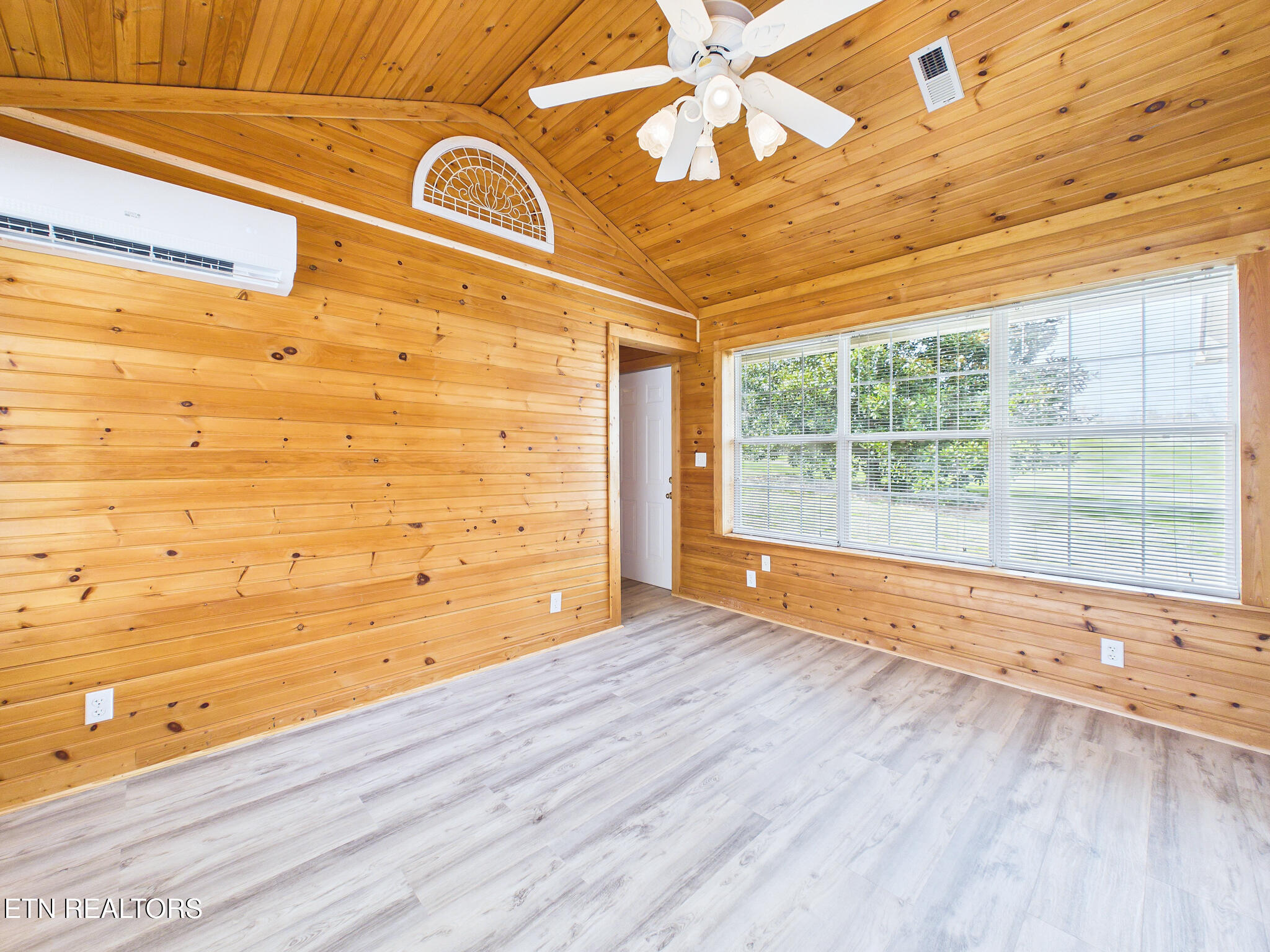 228 County Road 326 Sweetwater TN 37874