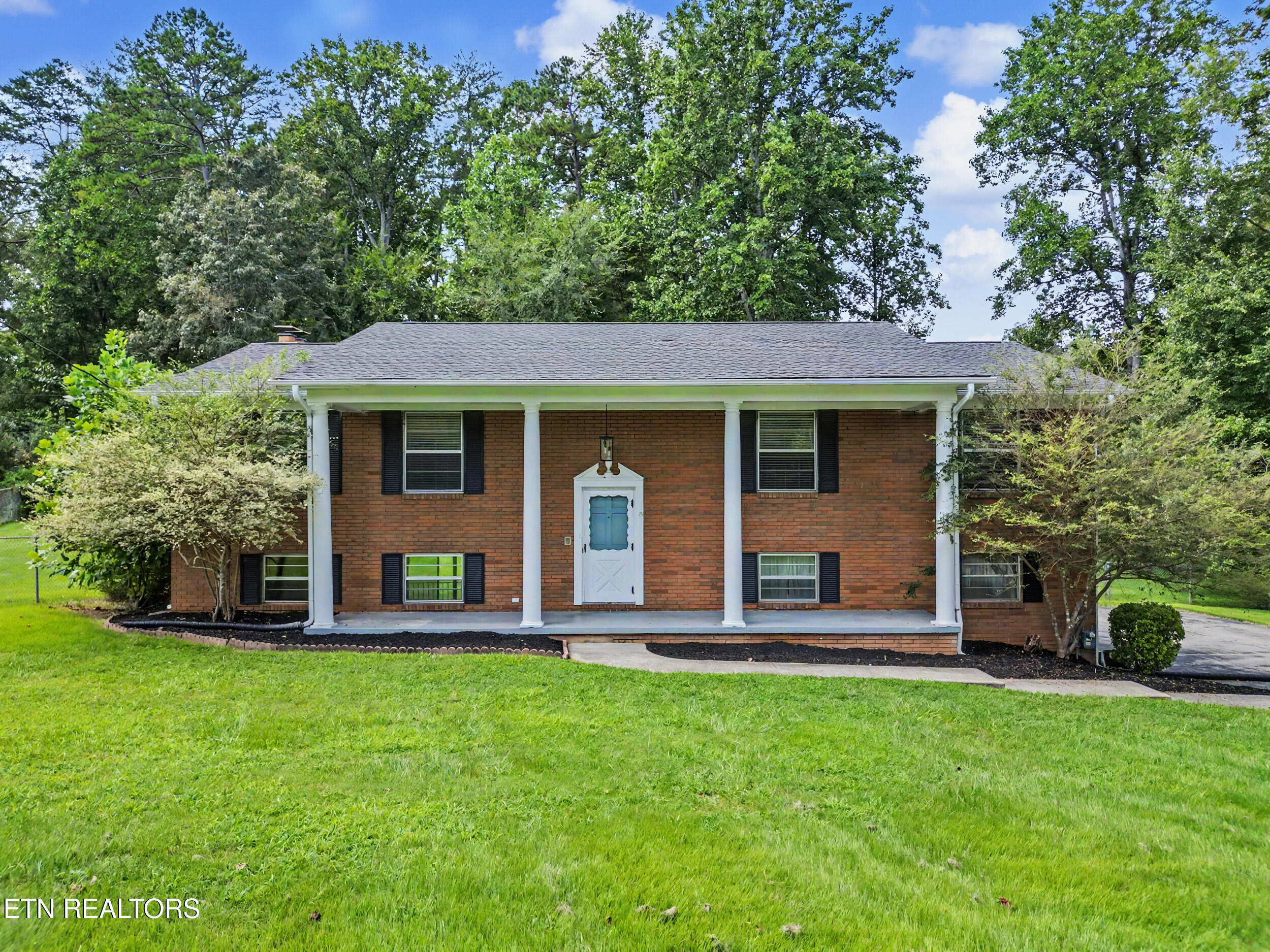 7700 Bridgette Circle Knoxville TN 37920