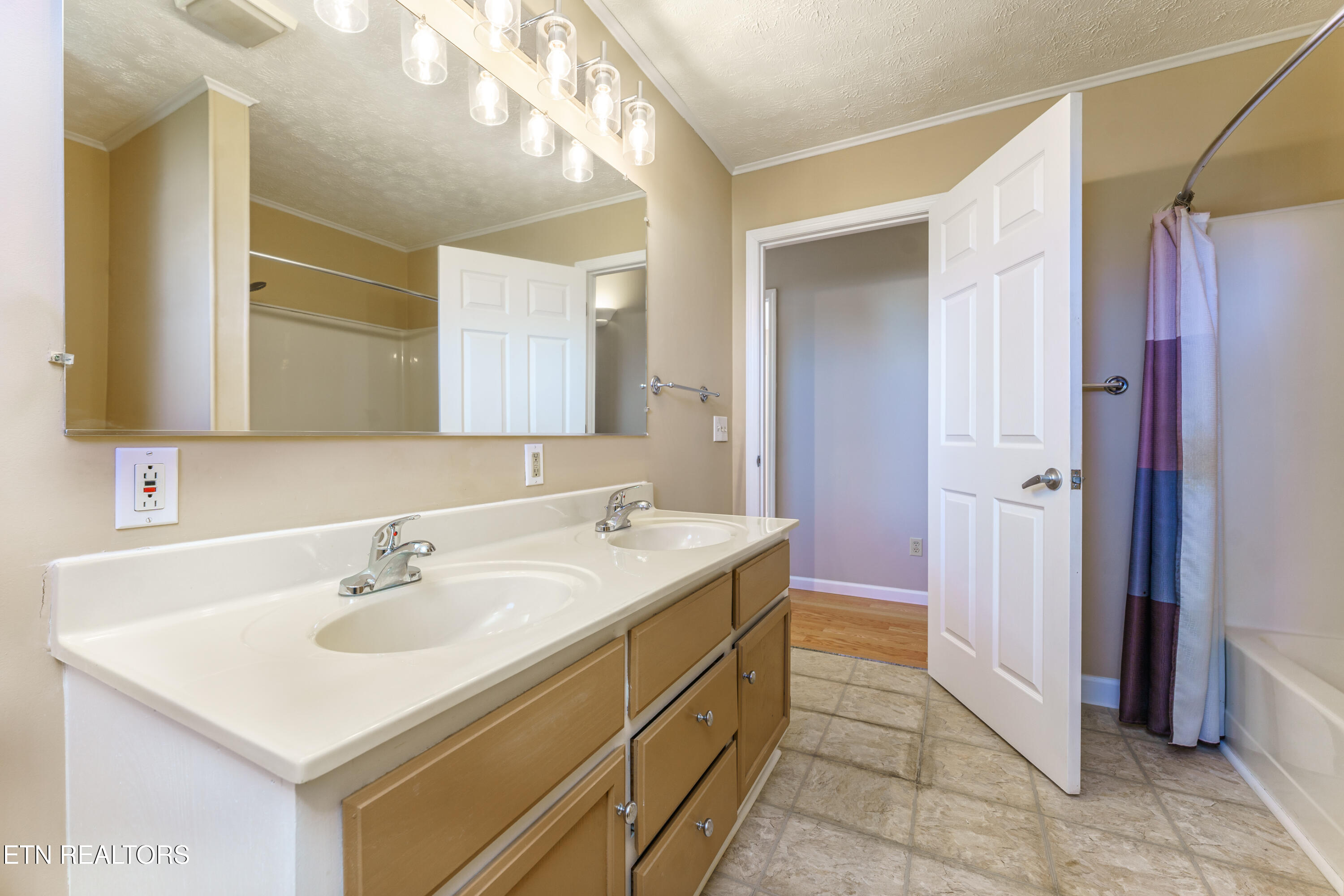 1023 Meek Street Madisonville TN 37354