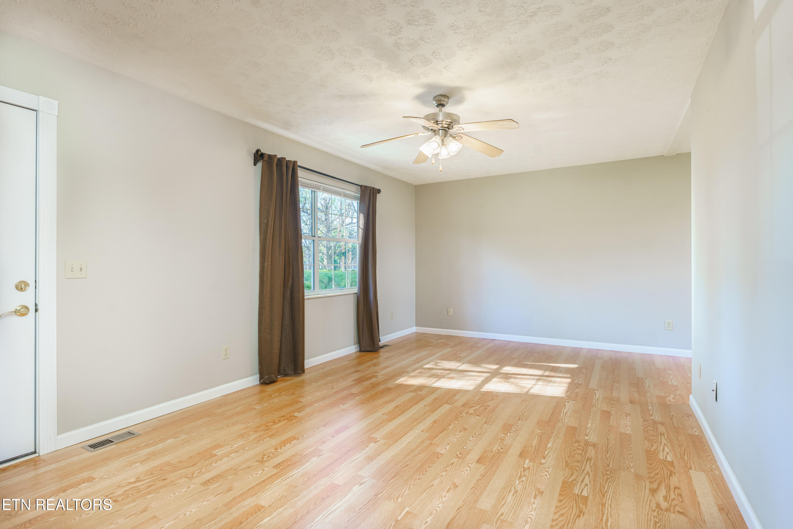 1023 Meek Street Madisonville TN 37354