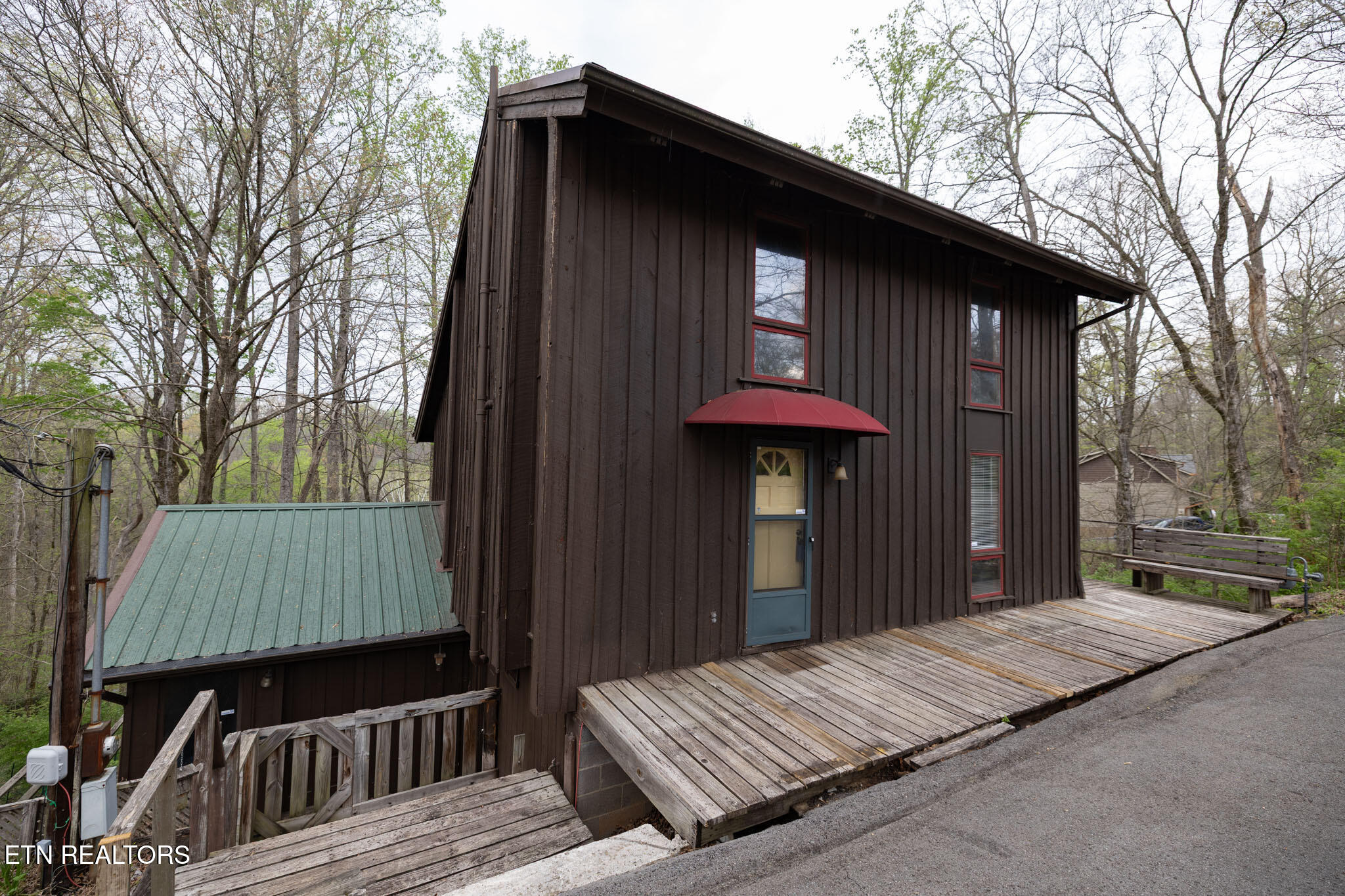151 Lakeview Circle Clinton TN 37716