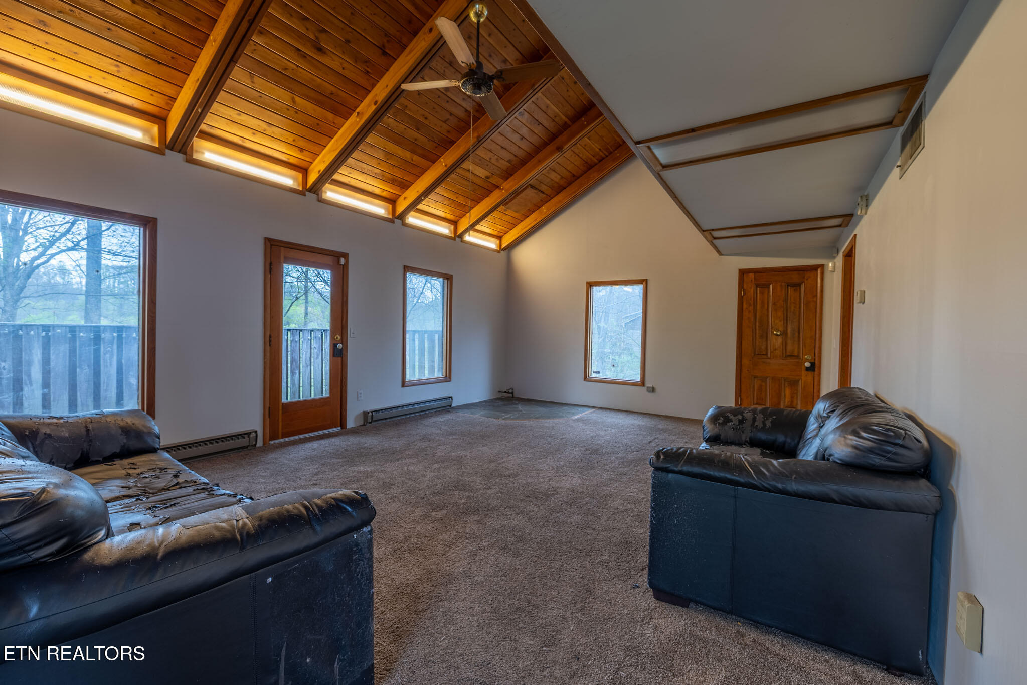 151 Lakeview Circle Clinton TN 37716
