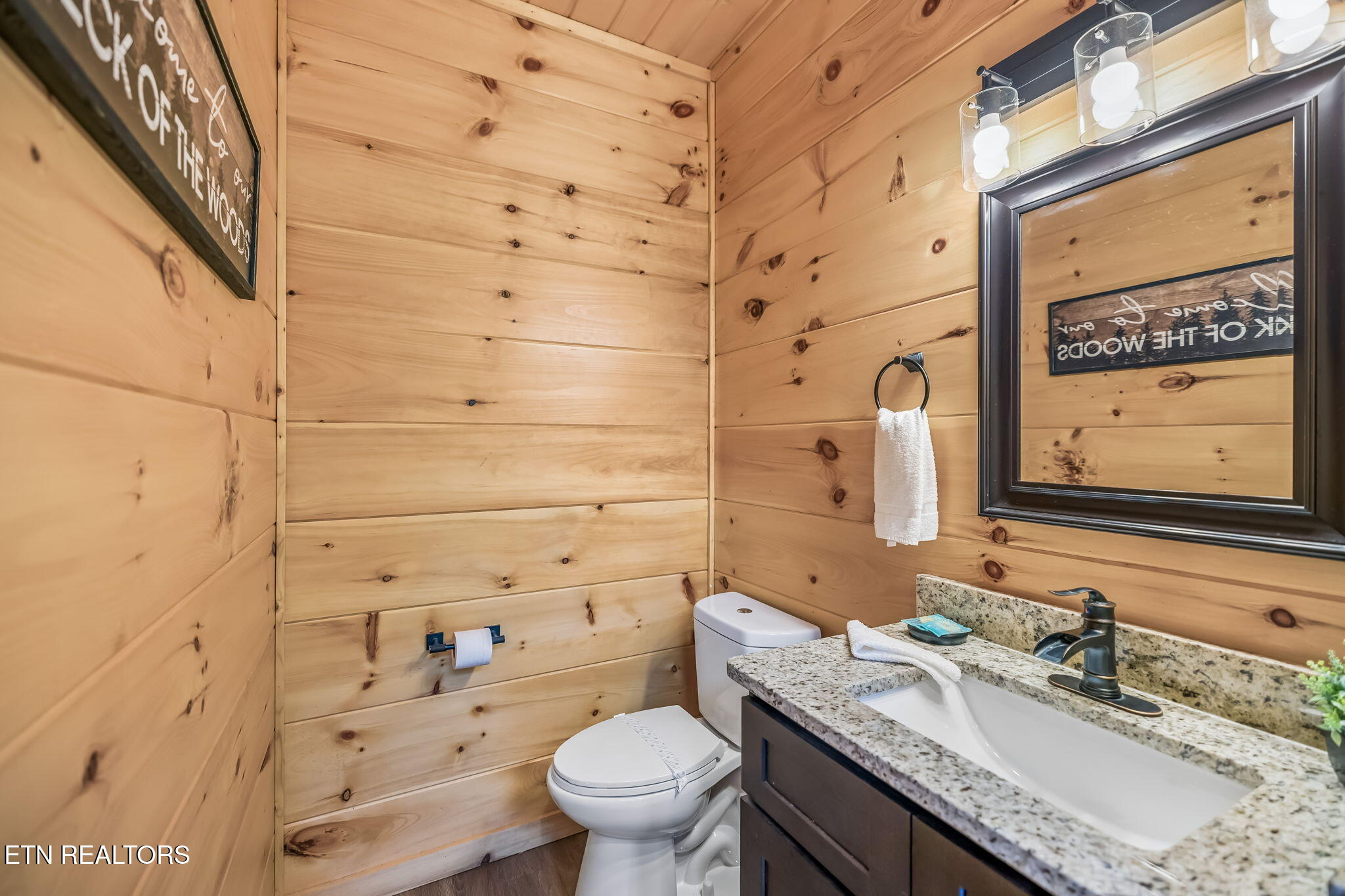 1615 Bear Valley Road Sevierville TN 37876