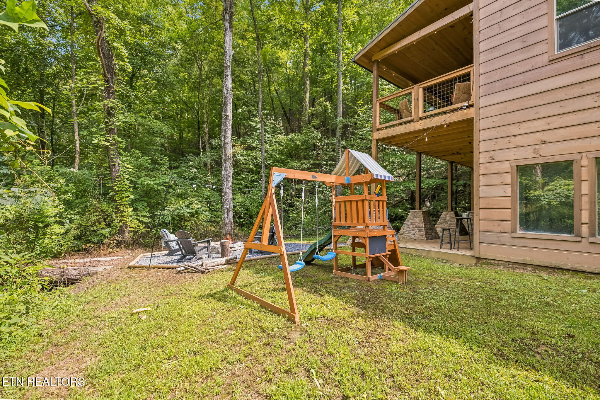 1615 Bear Valley Road Sevierville TN 37876