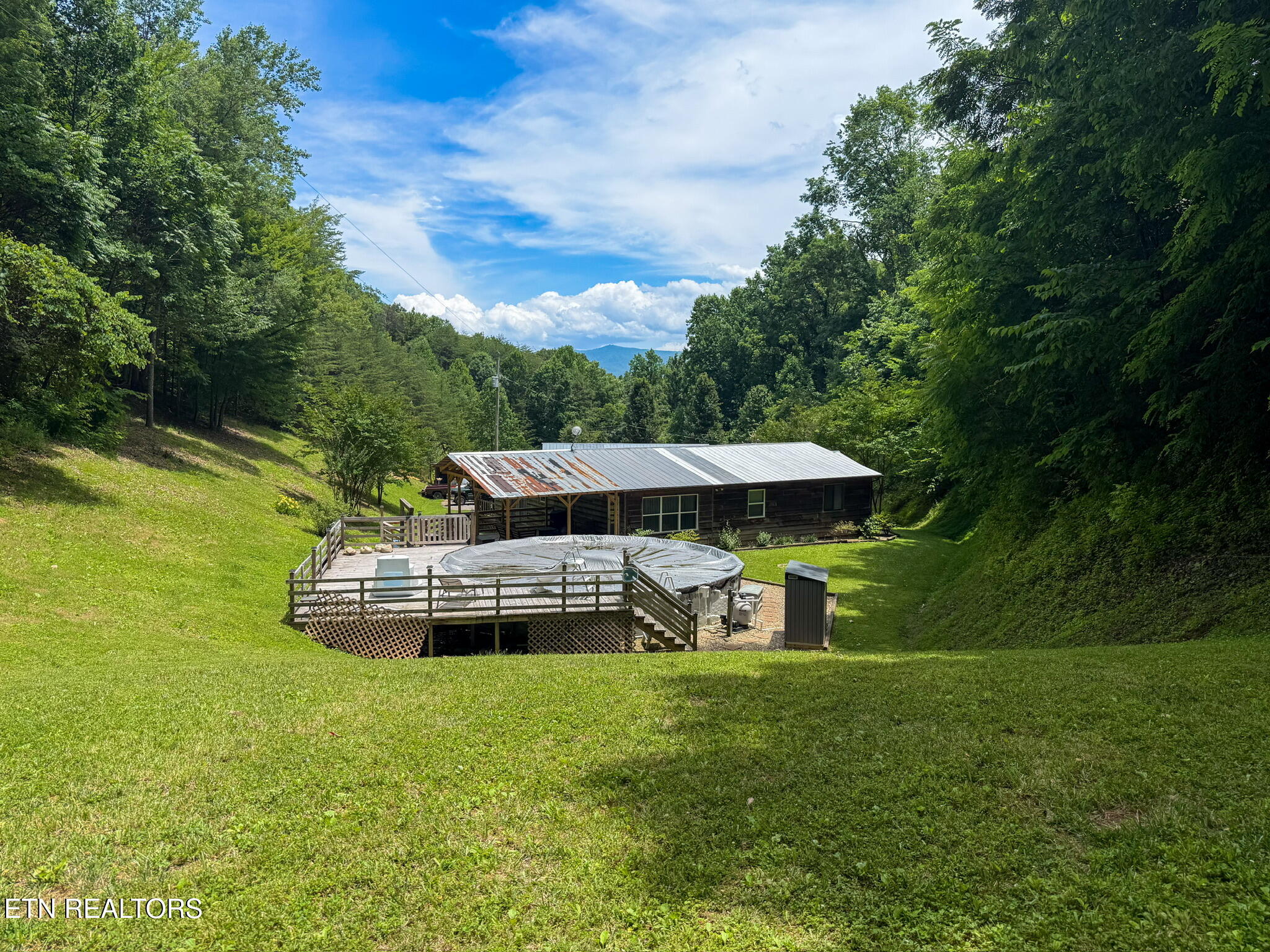 975 Keener Road Cosby TN 37722