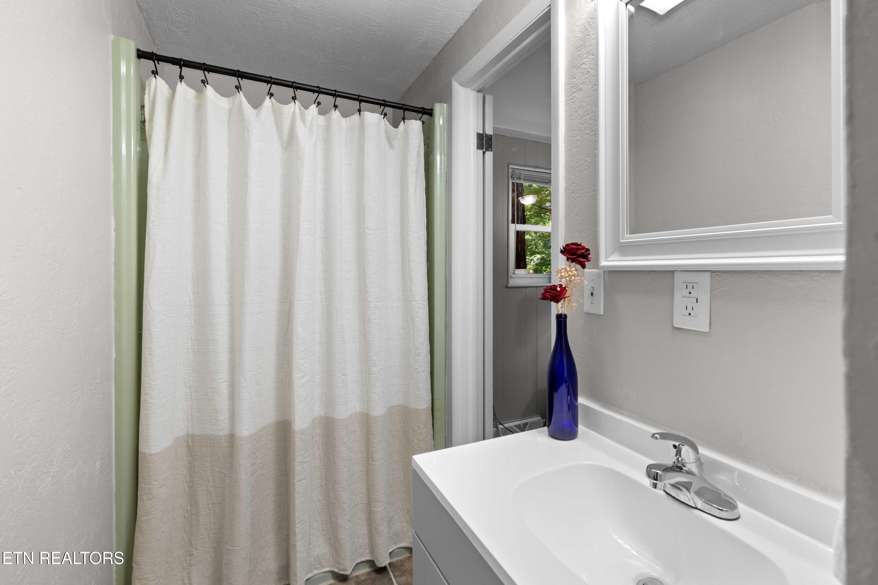 112 Tanasi Lane Andersonville TN 37705