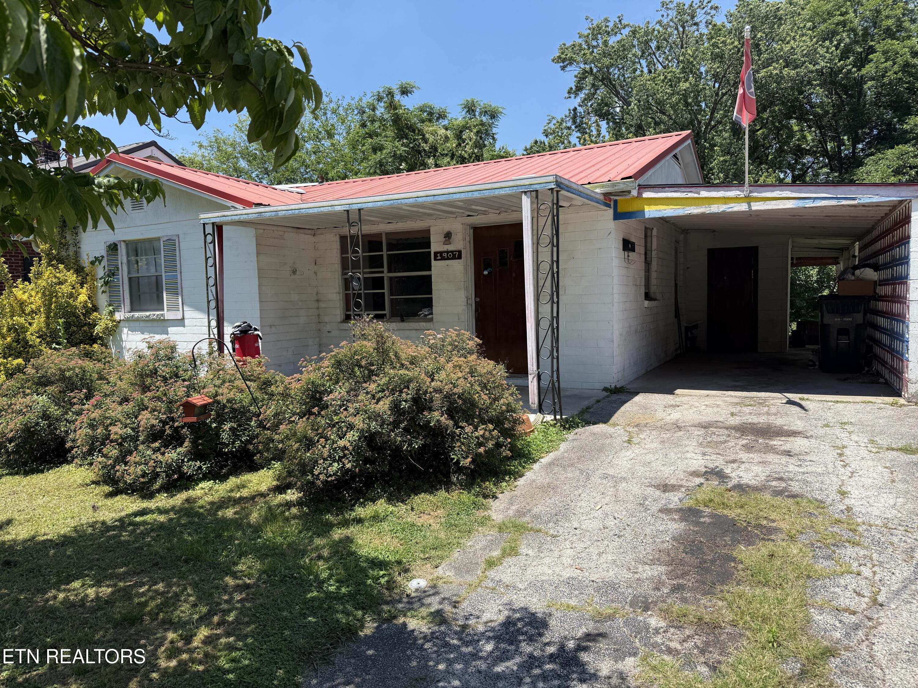 1907 Brown Avenue Knoxville TN 37917