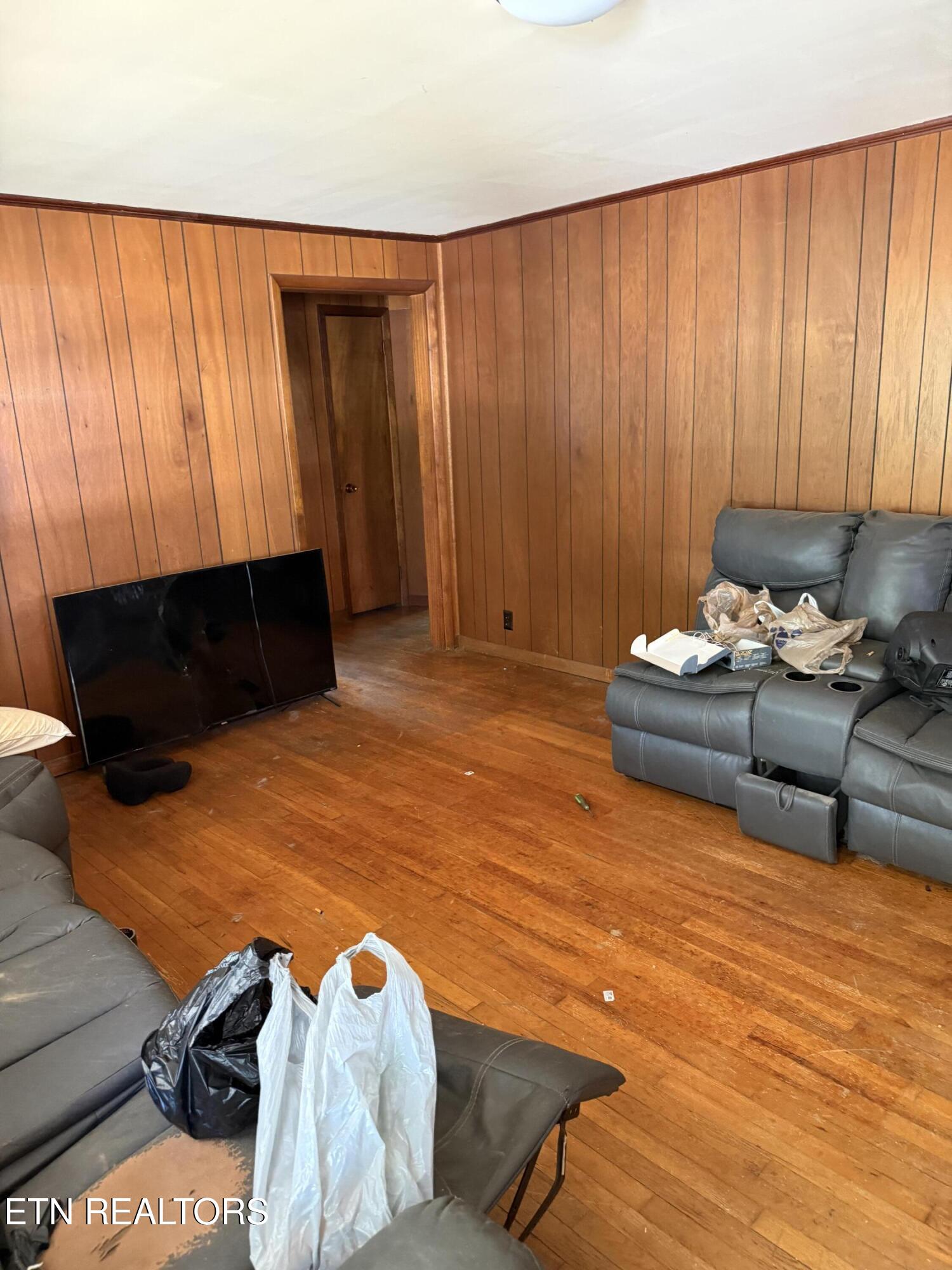 1907 Brown Avenue Knoxville TN 37917