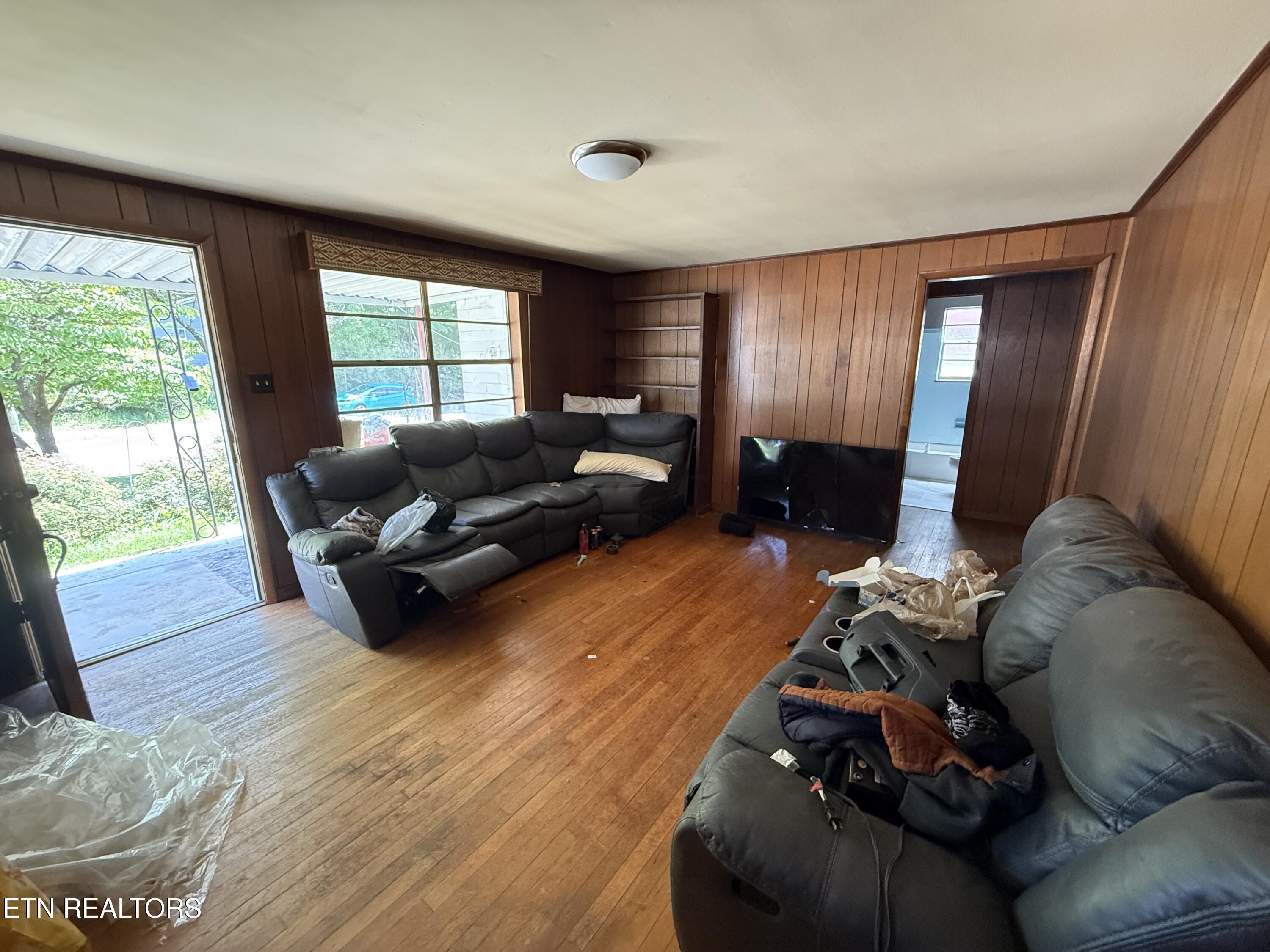 1907 Brown Avenue Knoxville TN 37917