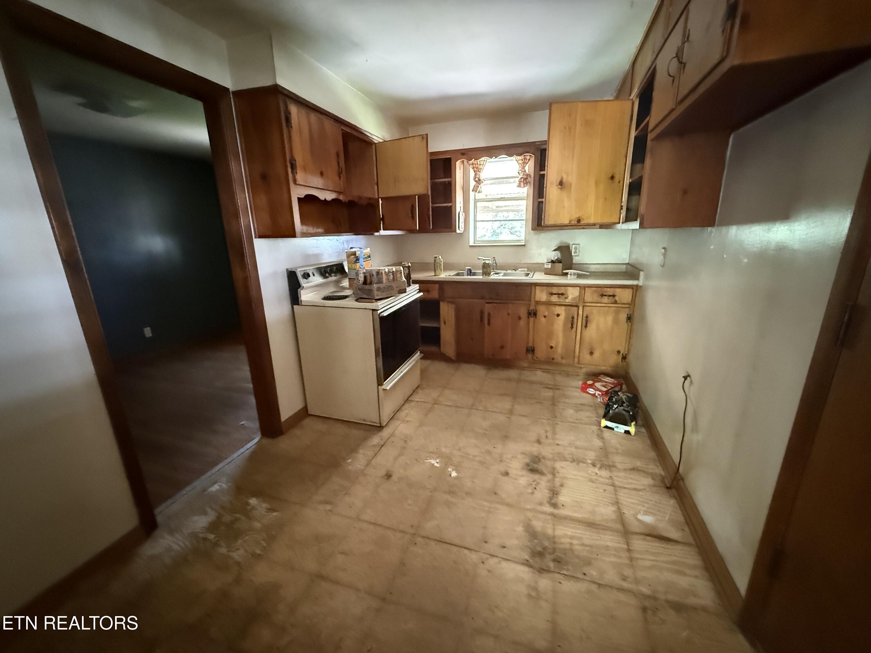 1907 Brown Avenue Knoxville TN 37917