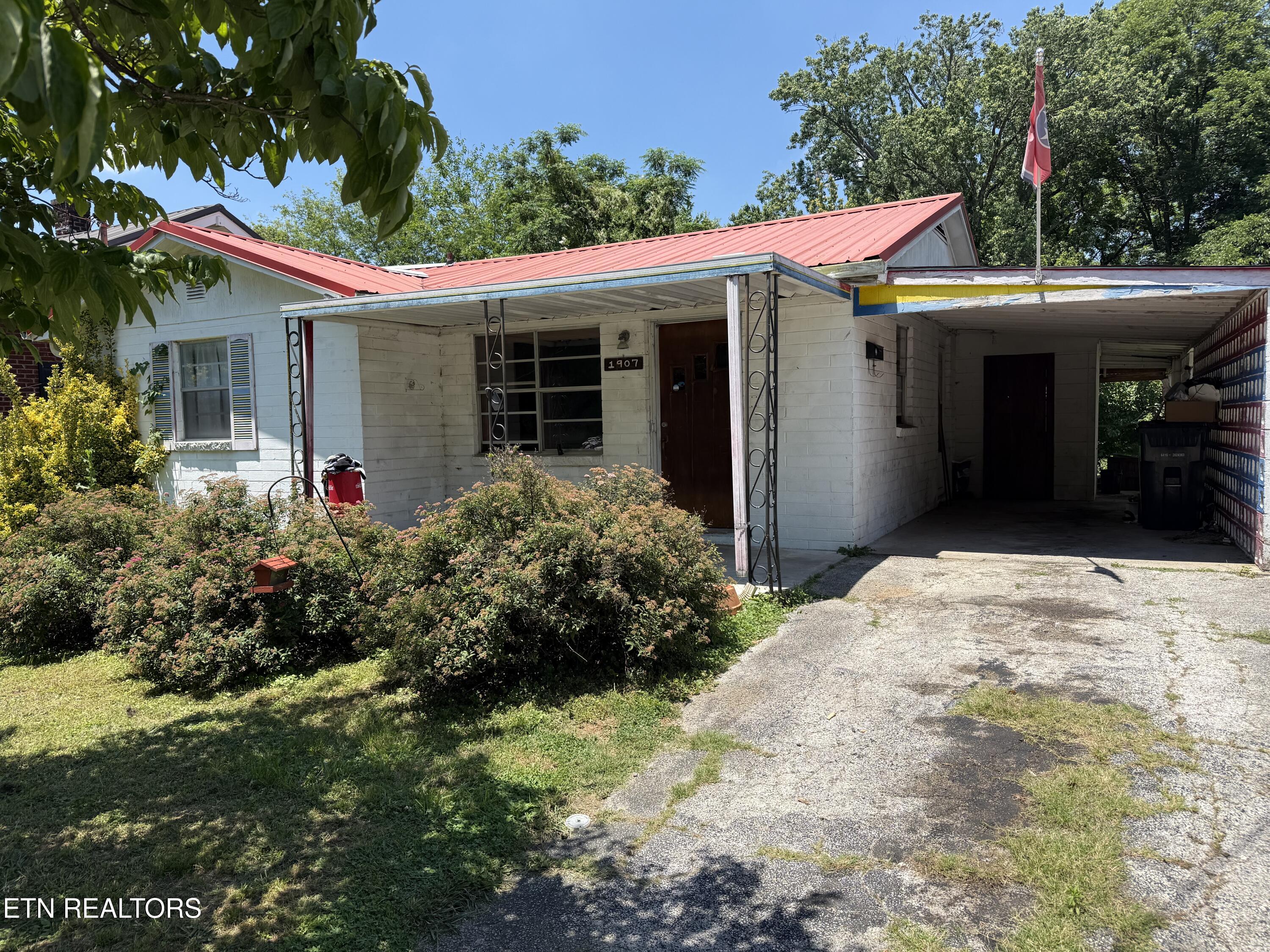 1907 Brown Avenue Knoxville TN 37917