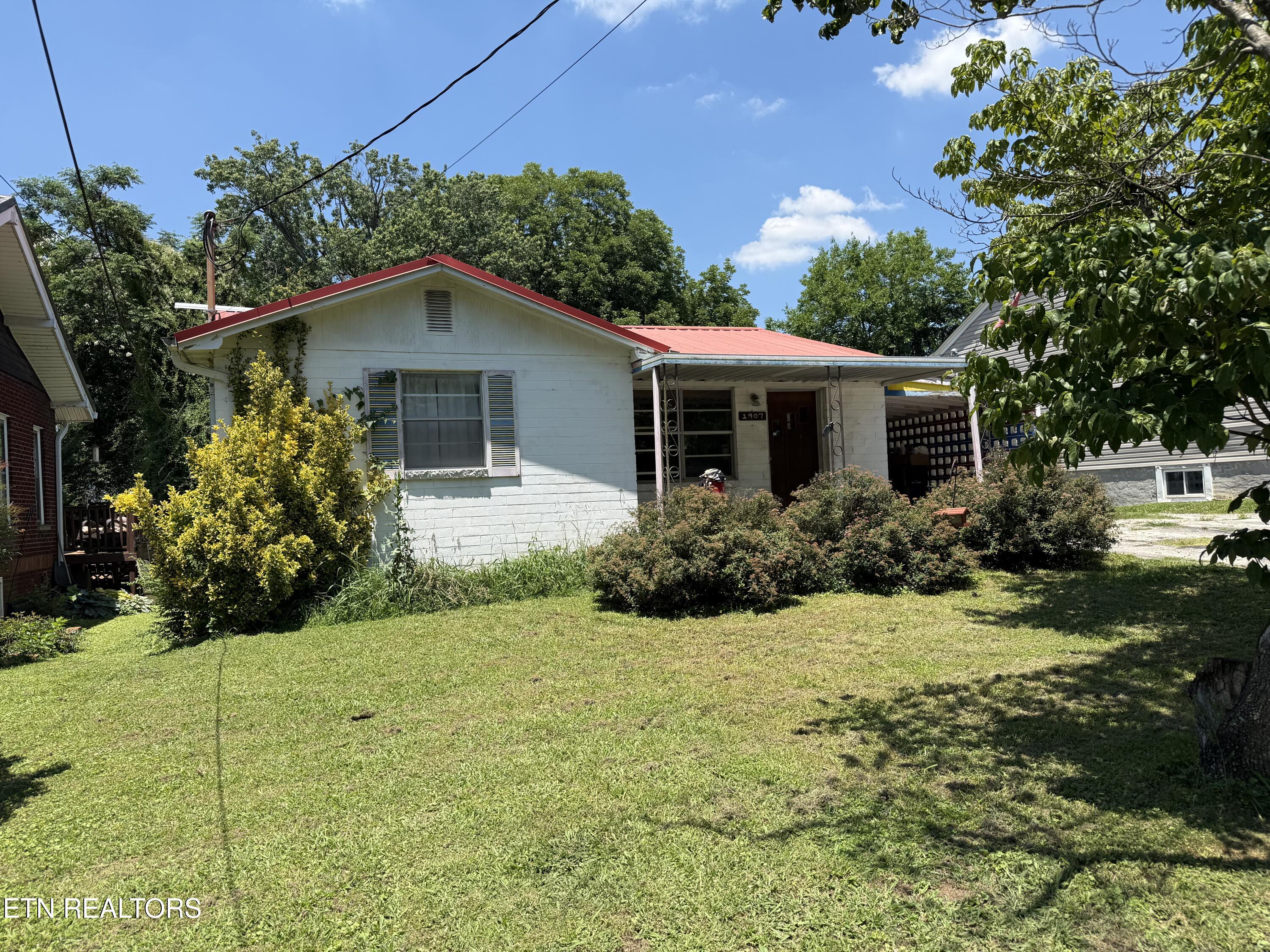 1907 Brown Avenue Knoxville TN 37917