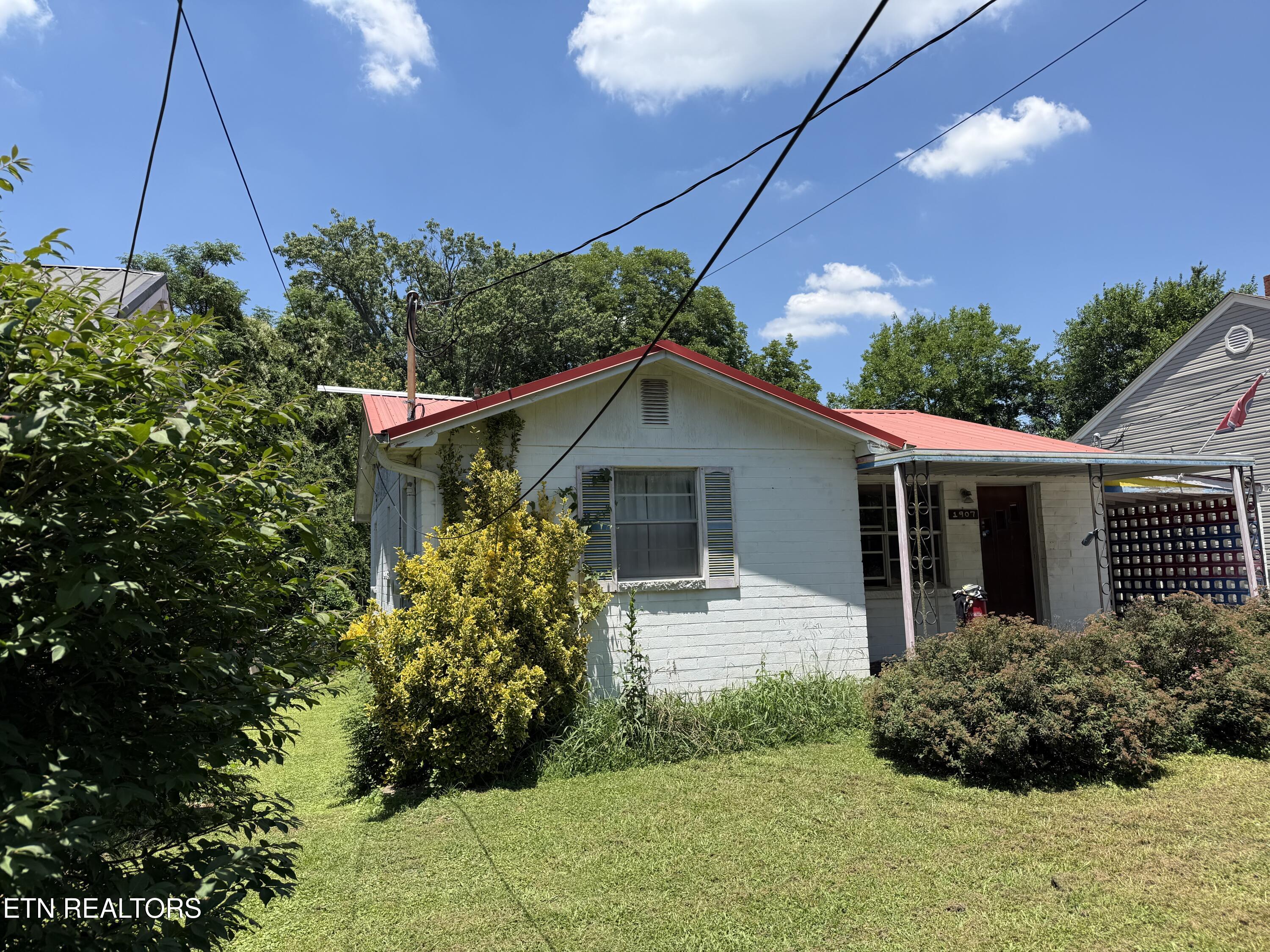 1907 Brown Avenue Knoxville TN 37917