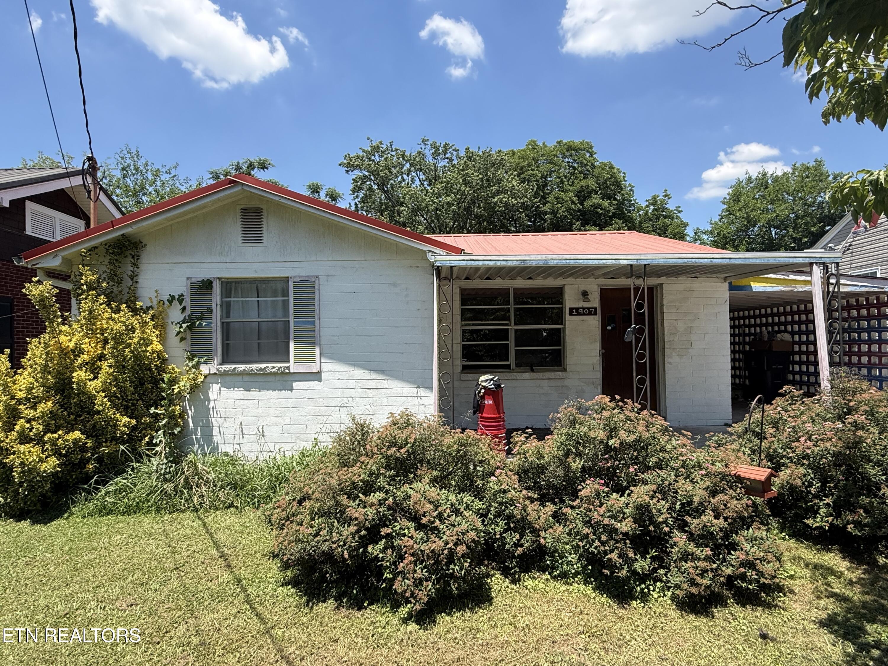 1907 Brown Avenue Knoxville TN 37917