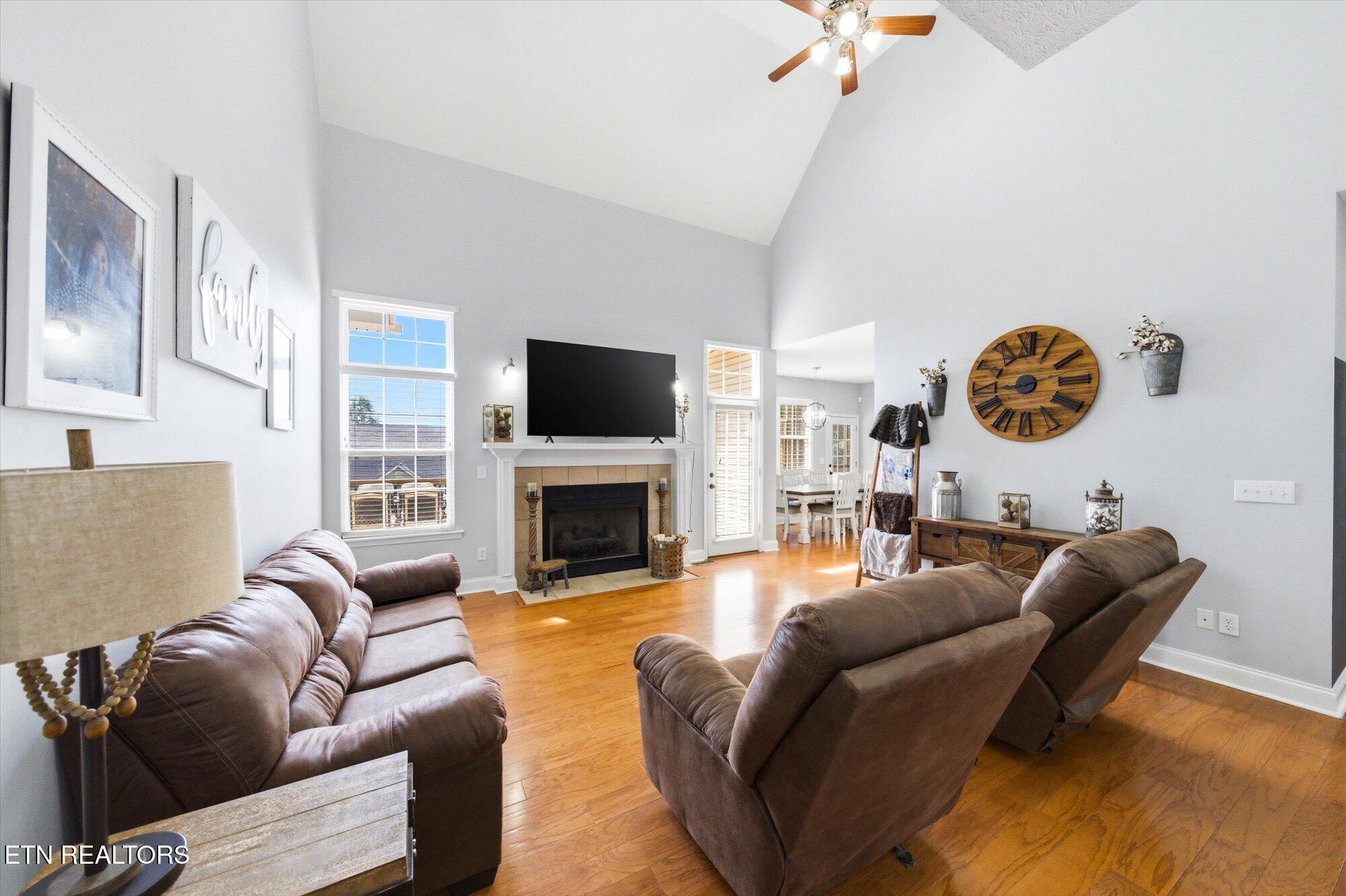1537 Ellis Woods Loop Sevierville TN 37876